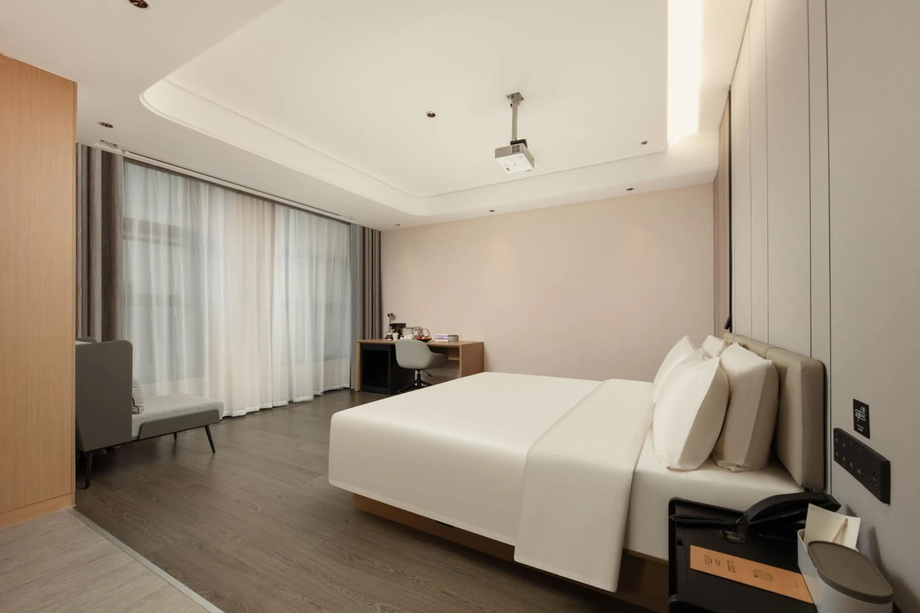 Bed in Atour Hotel Hangzhou Binjiang Binwen Road