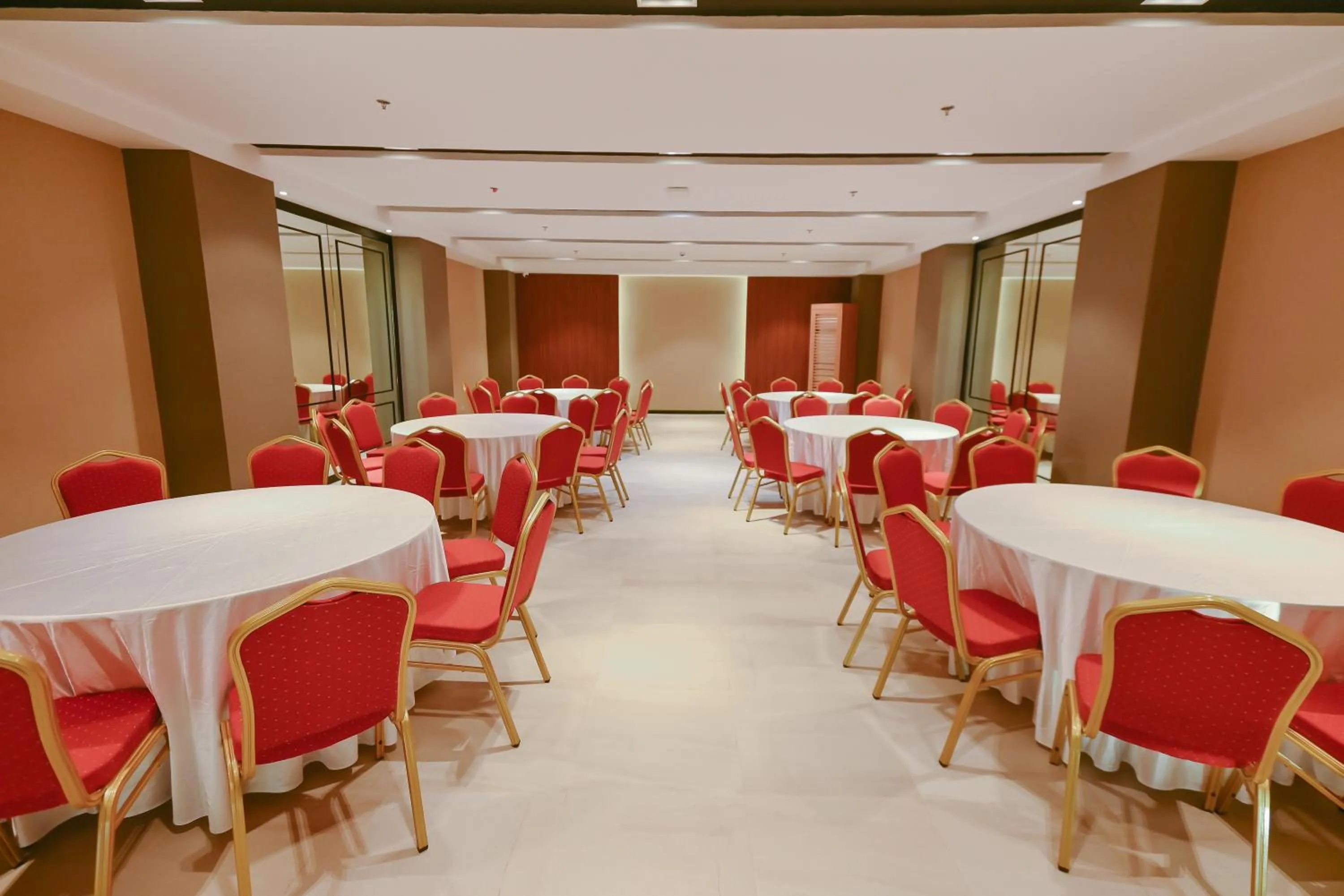 Banquet/Function facilities in Sotogrande Hotel and Convention Center Batangas