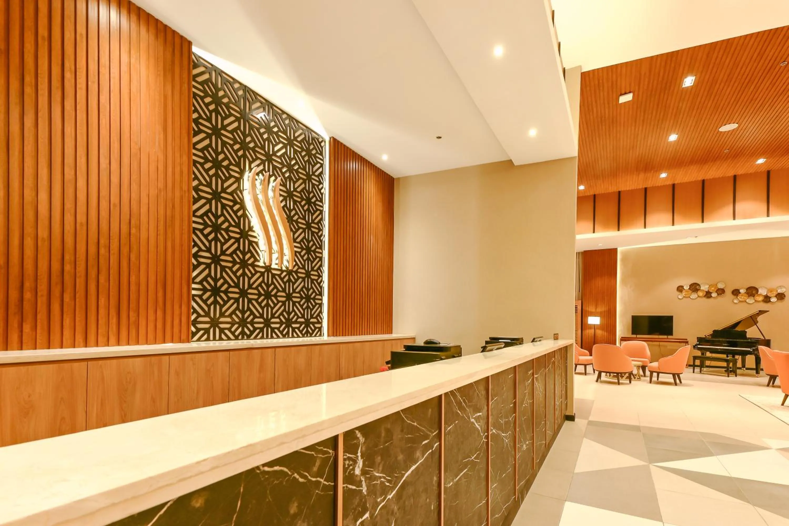 Lobby or reception in Sotogrande Hotel and Convention Center Batangas