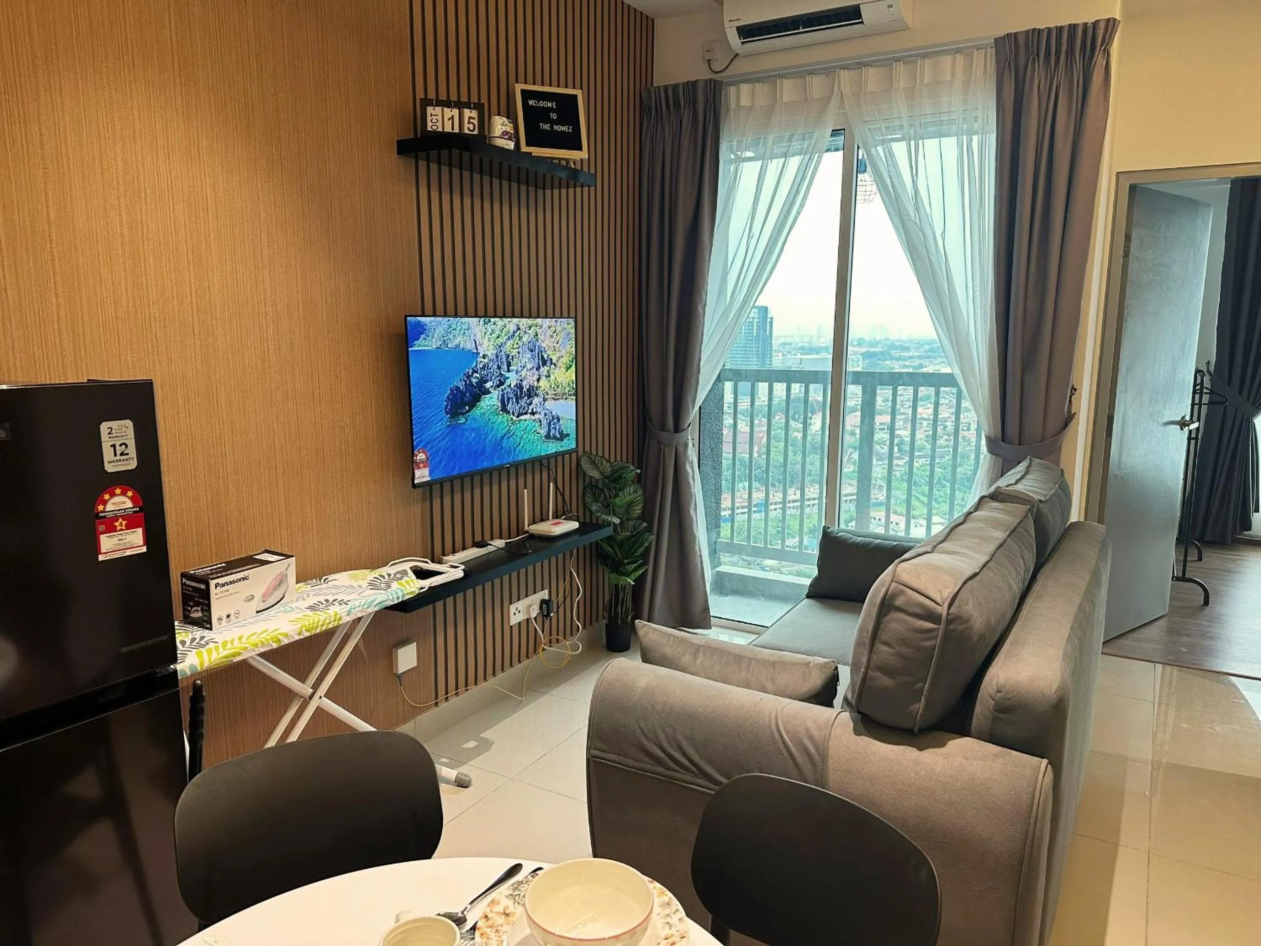 TV and multimedia in 121 Residences by The Homez Near One Utama, Starling Mall, Atria