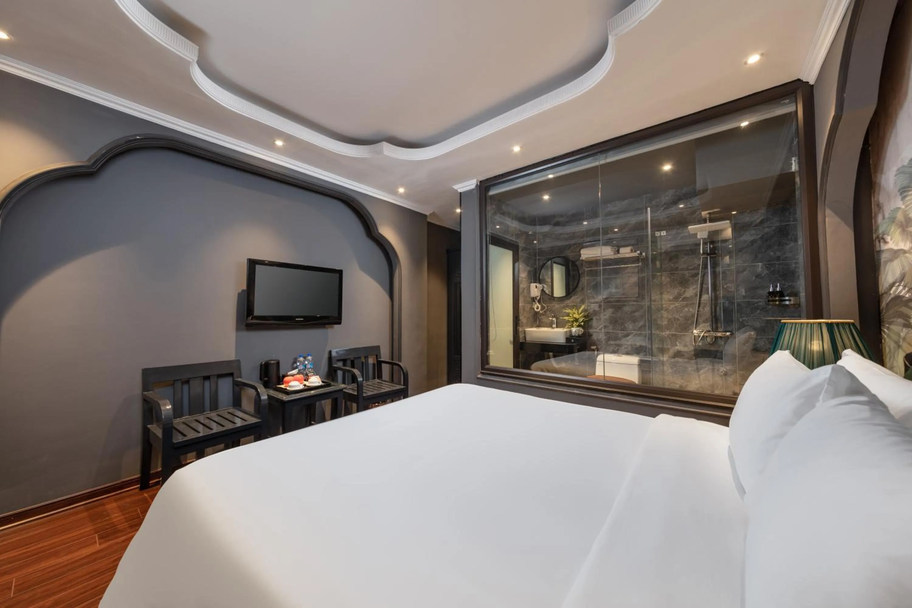 Bedroom, Bed in Madelise Stardust Hotel & Travel