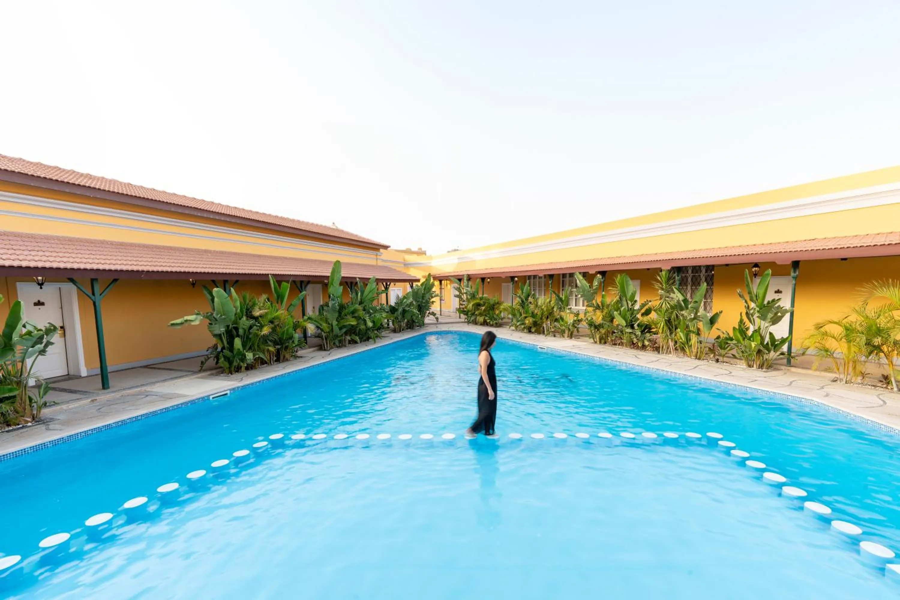 Day in Maison Maxim De Lesseps