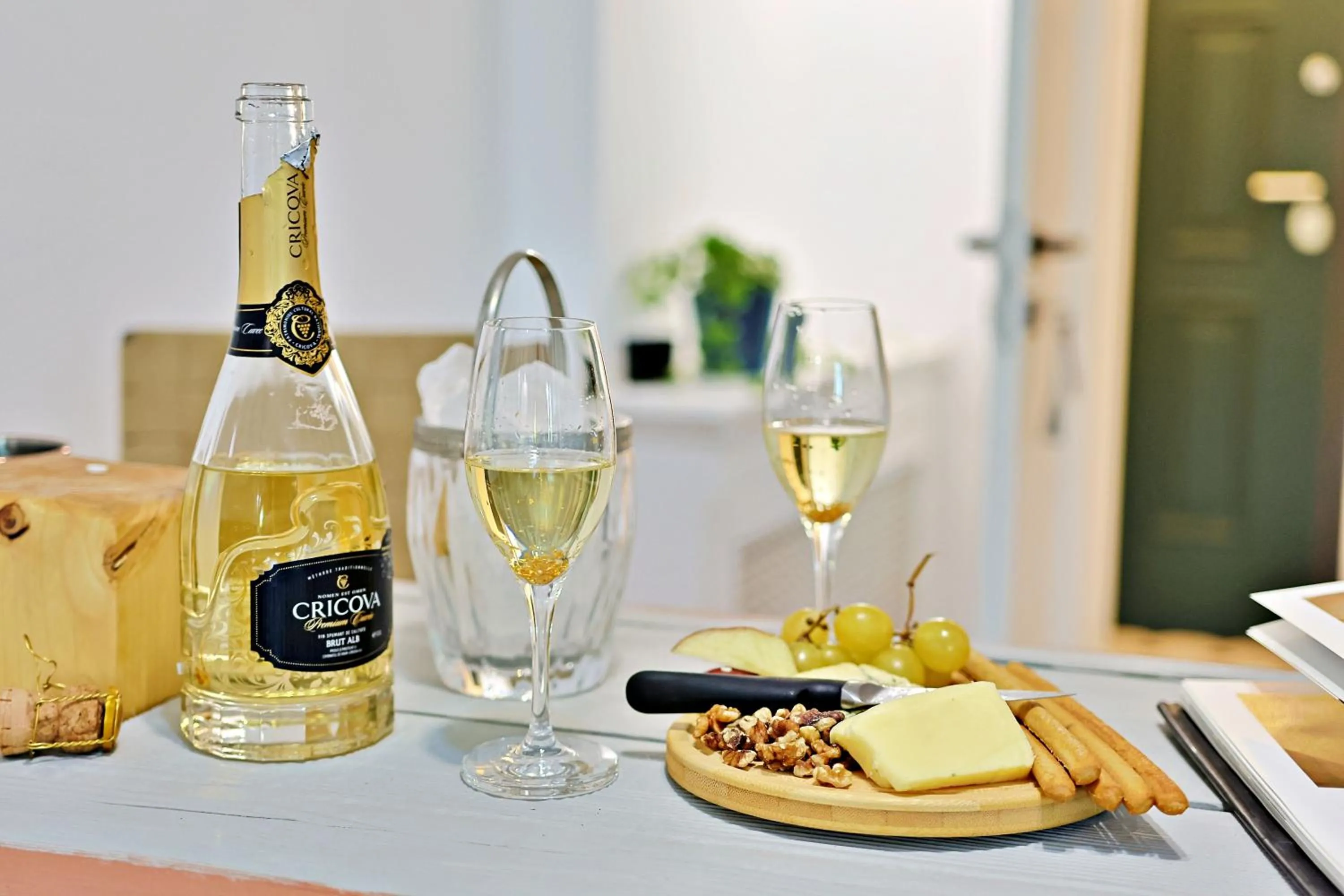 Food and drinks in Art Boutique Residence
