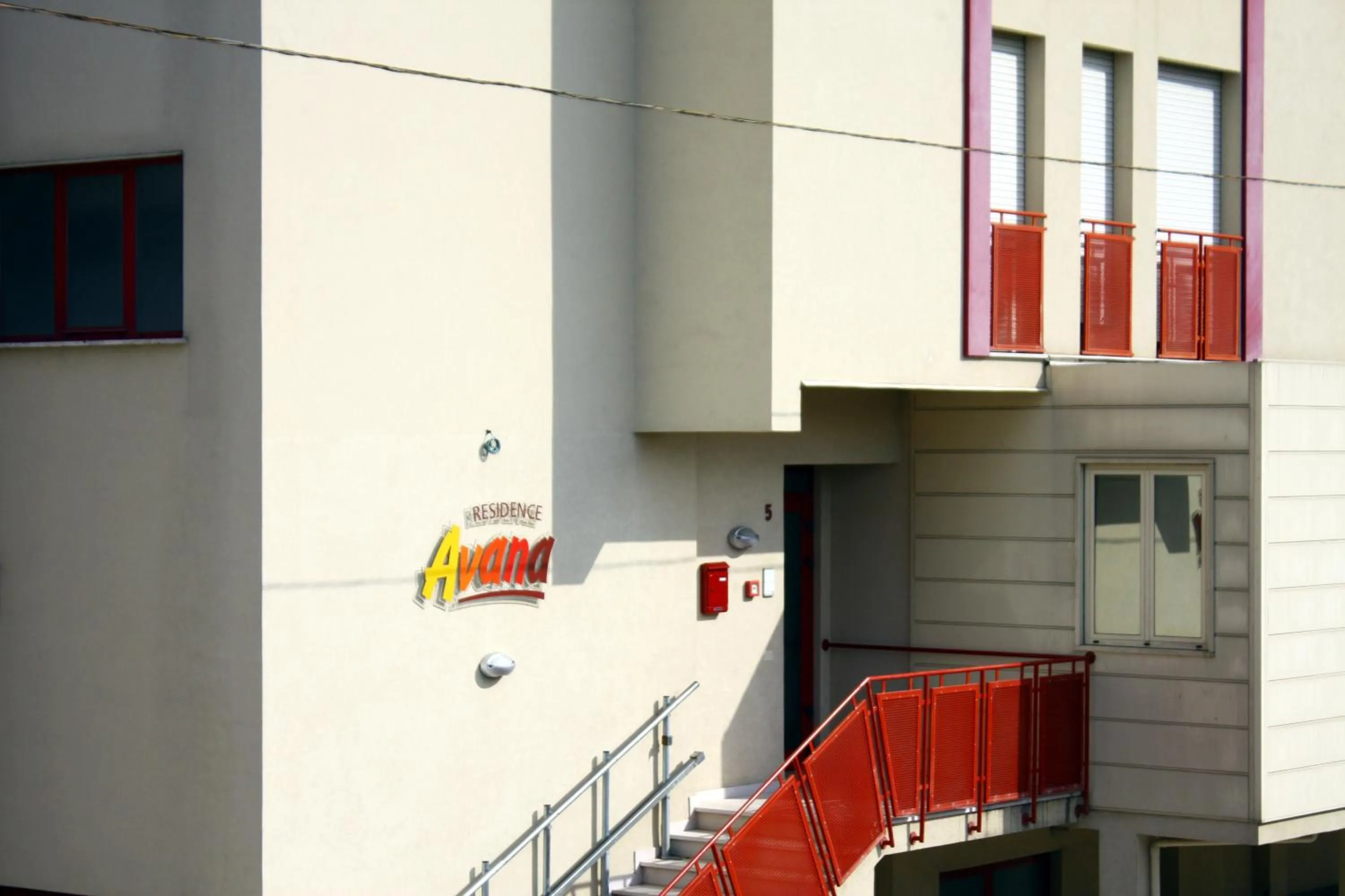 Facade/entrance in Residence Avana