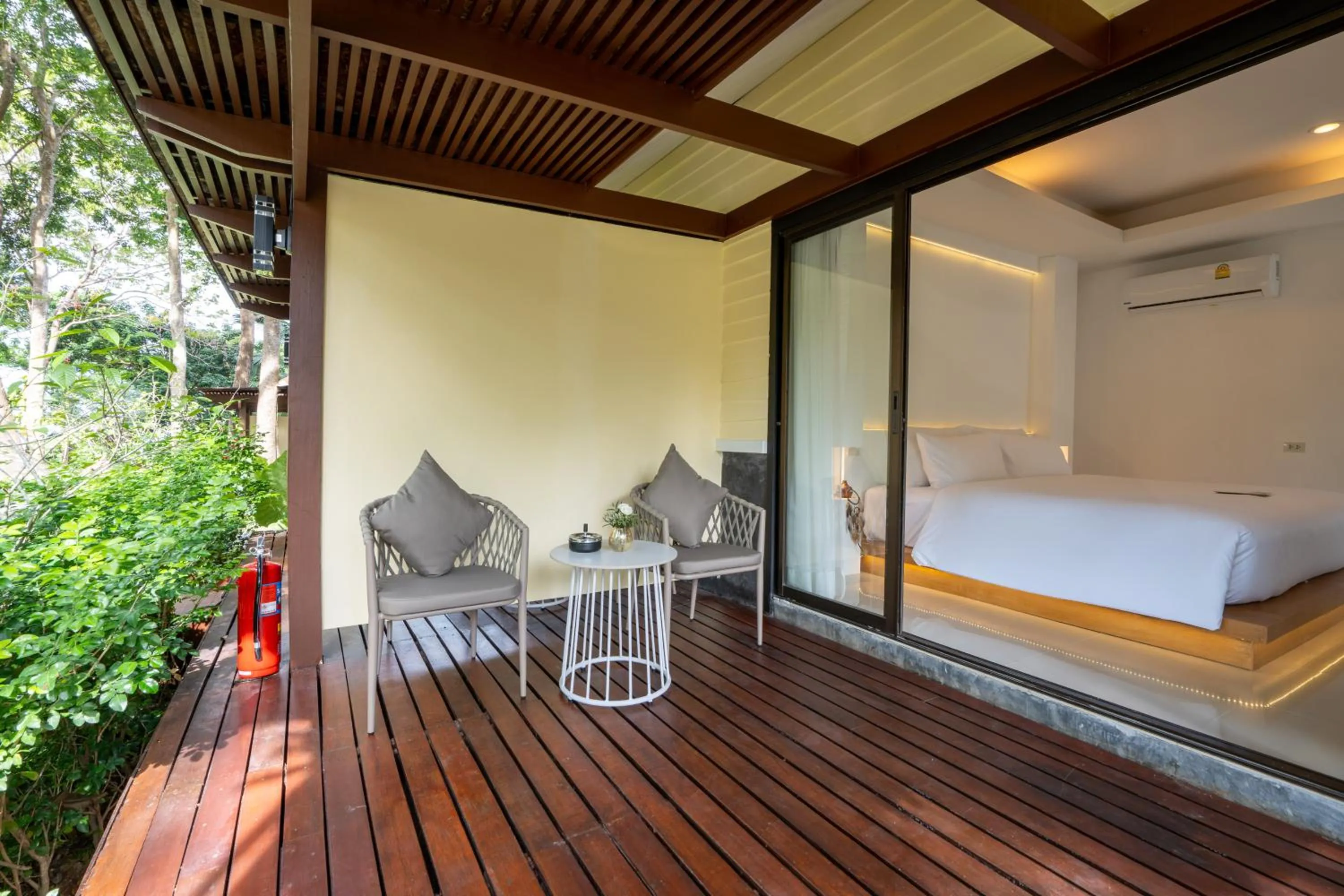 Balcony/Terrace, Bed in Anona Sunset Boutique