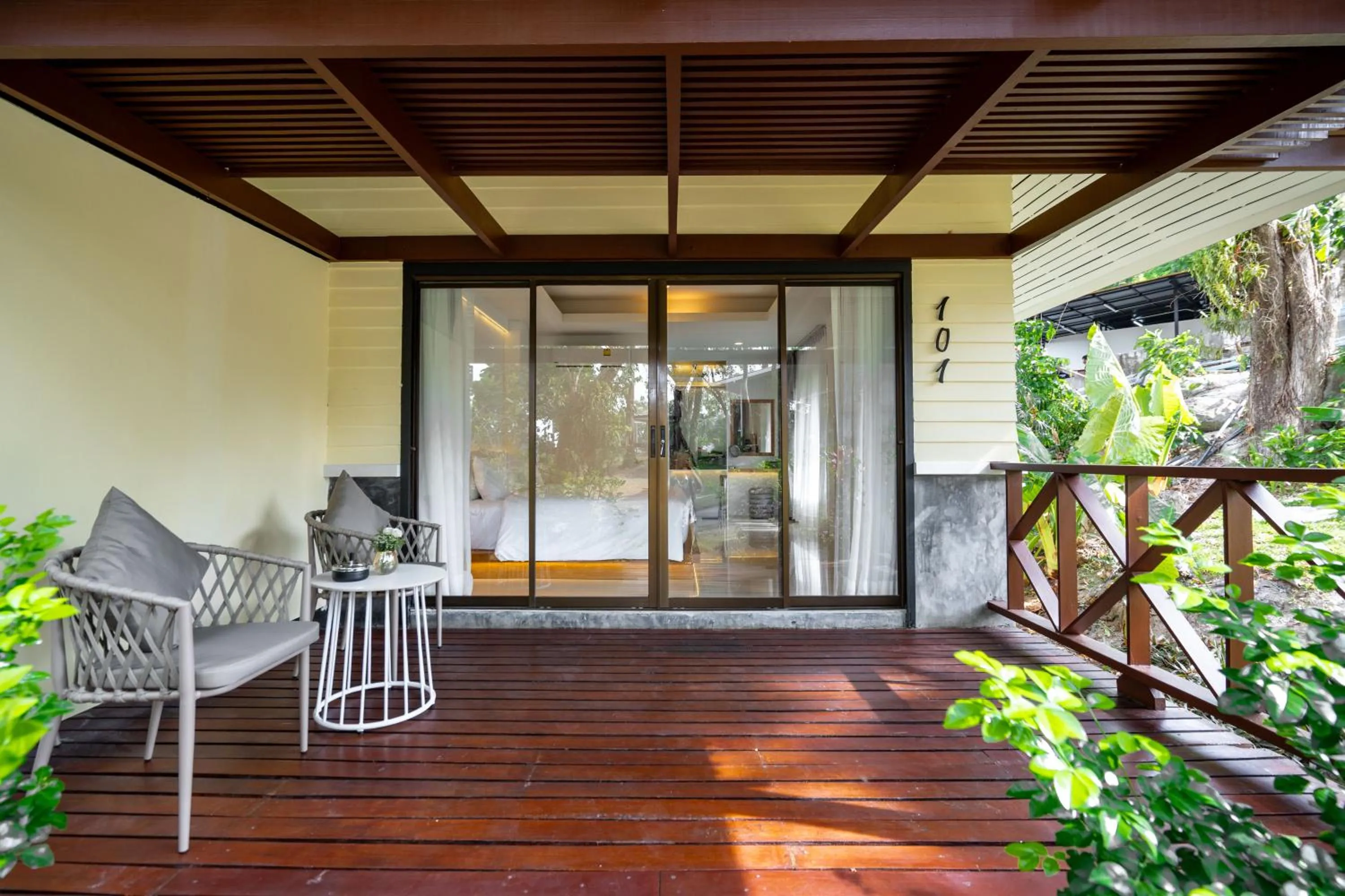 Balcony/Terrace in Anona Sunset Boutique