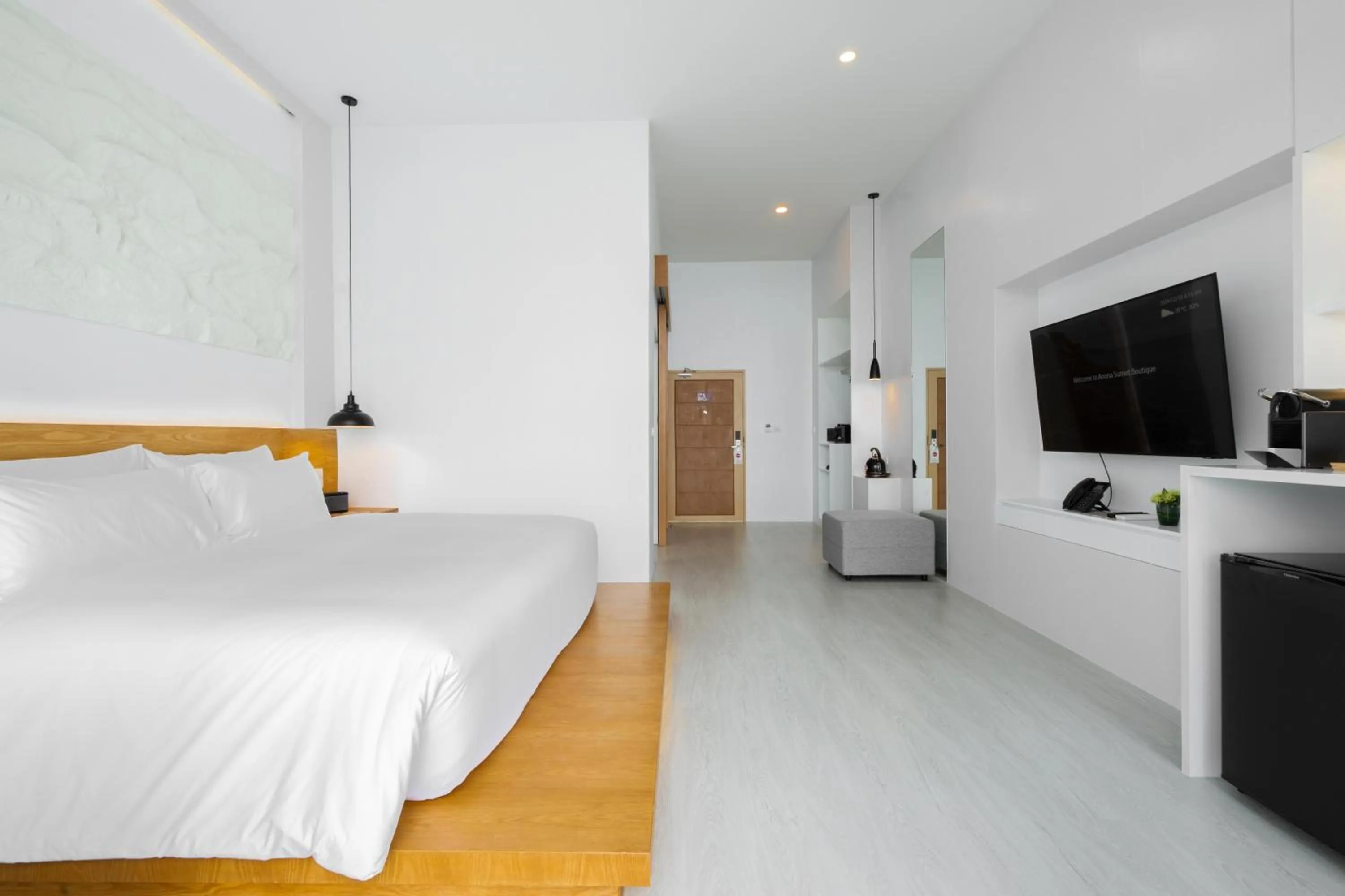 Bedroom, Bed in Anona Sunset Boutique