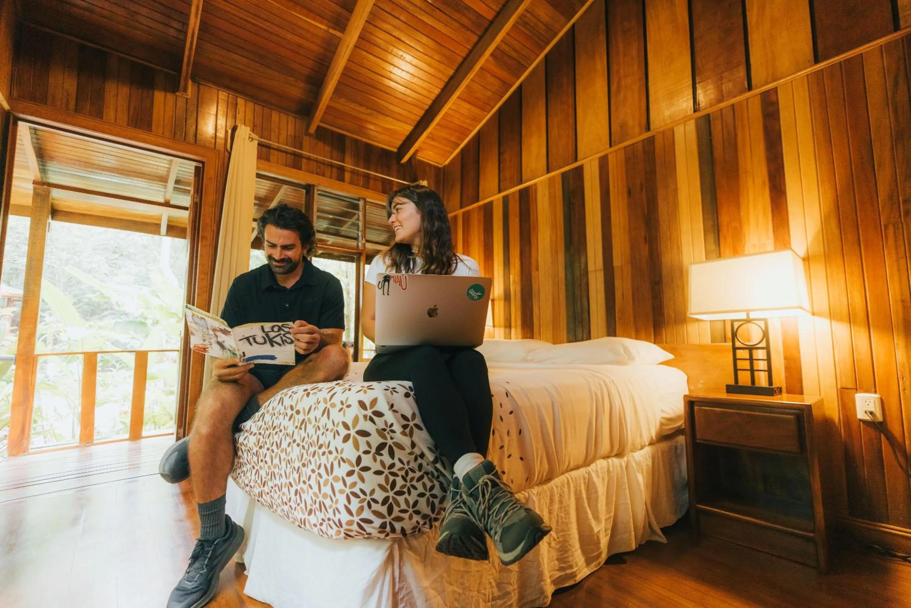 Guests, Bed in Jaguarundi Jungle Lodge - Monteverde