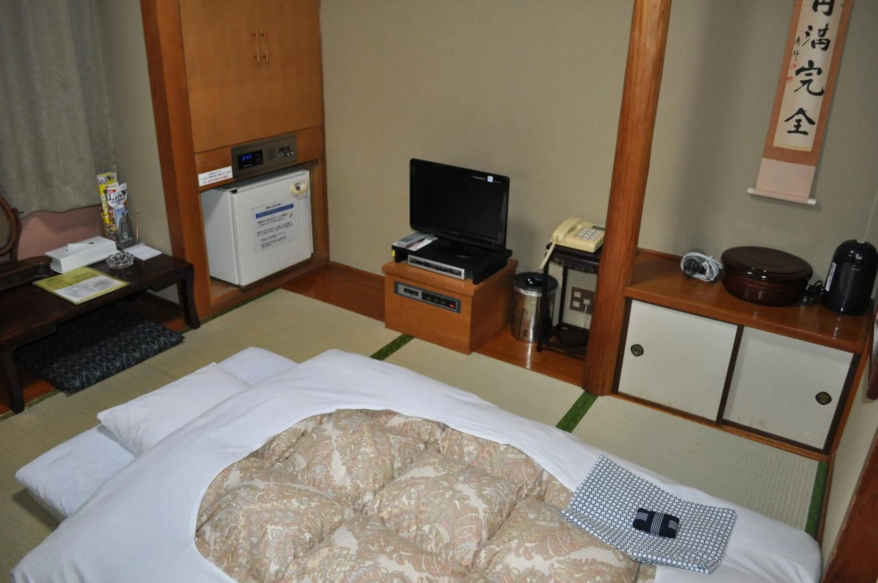 Photo of the whole room, Bed in Hotel Los Inn Kochi