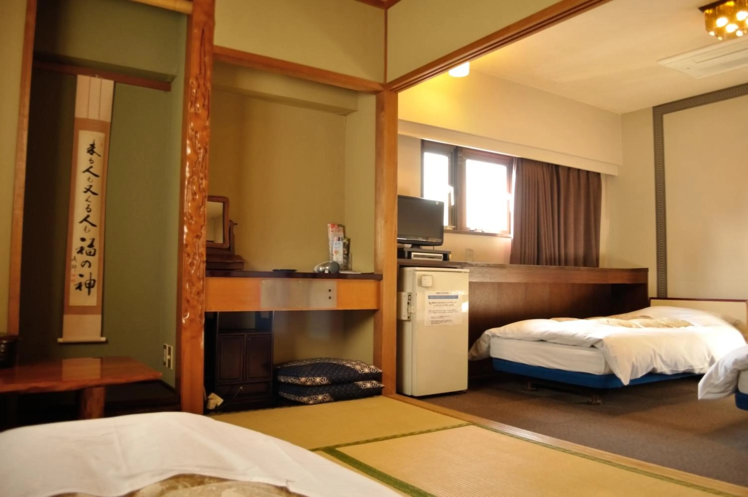 Photo of the whole room, Bed in Hotel Los Inn Kochi