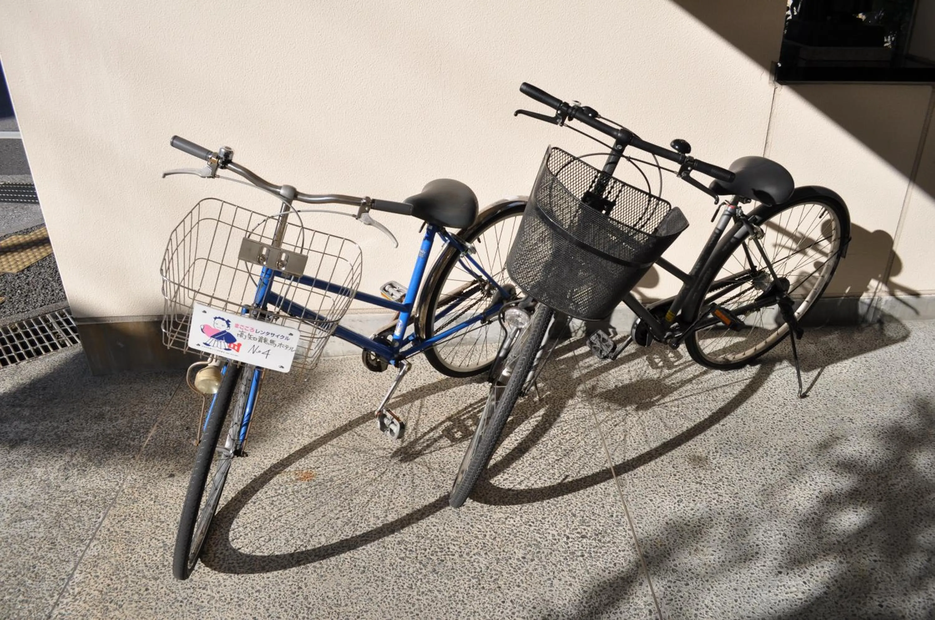 Cycling in Hotel Los Inn Kochi