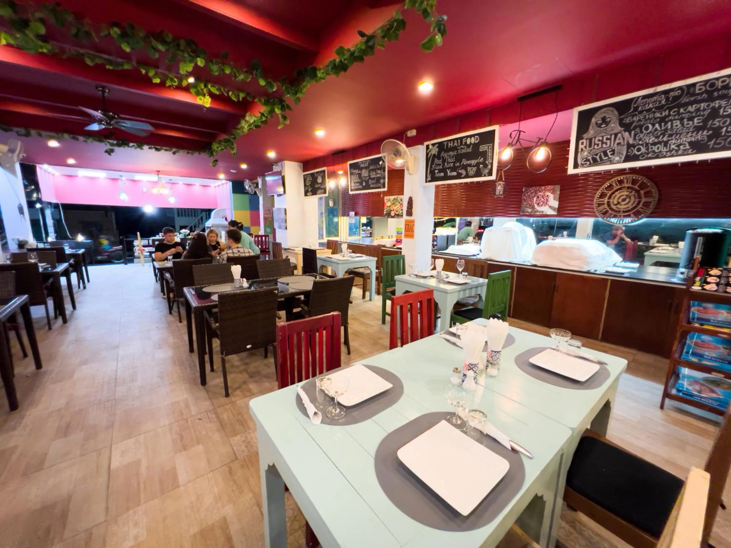 Restaurant/places to eat in Melissa Kata Beach Resort