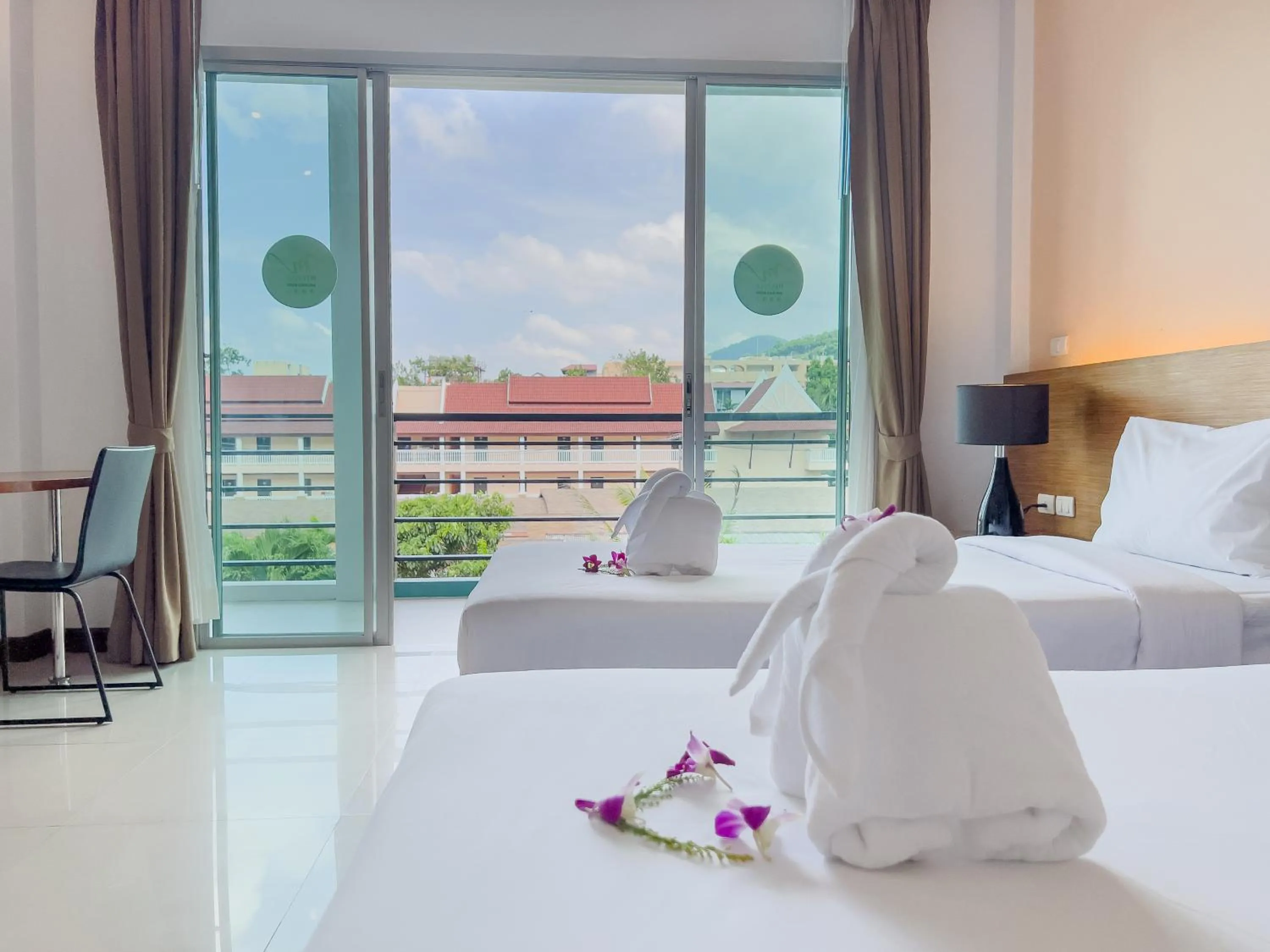 Balcony/Terrace, Bed in Melissa Kata Beach Resort