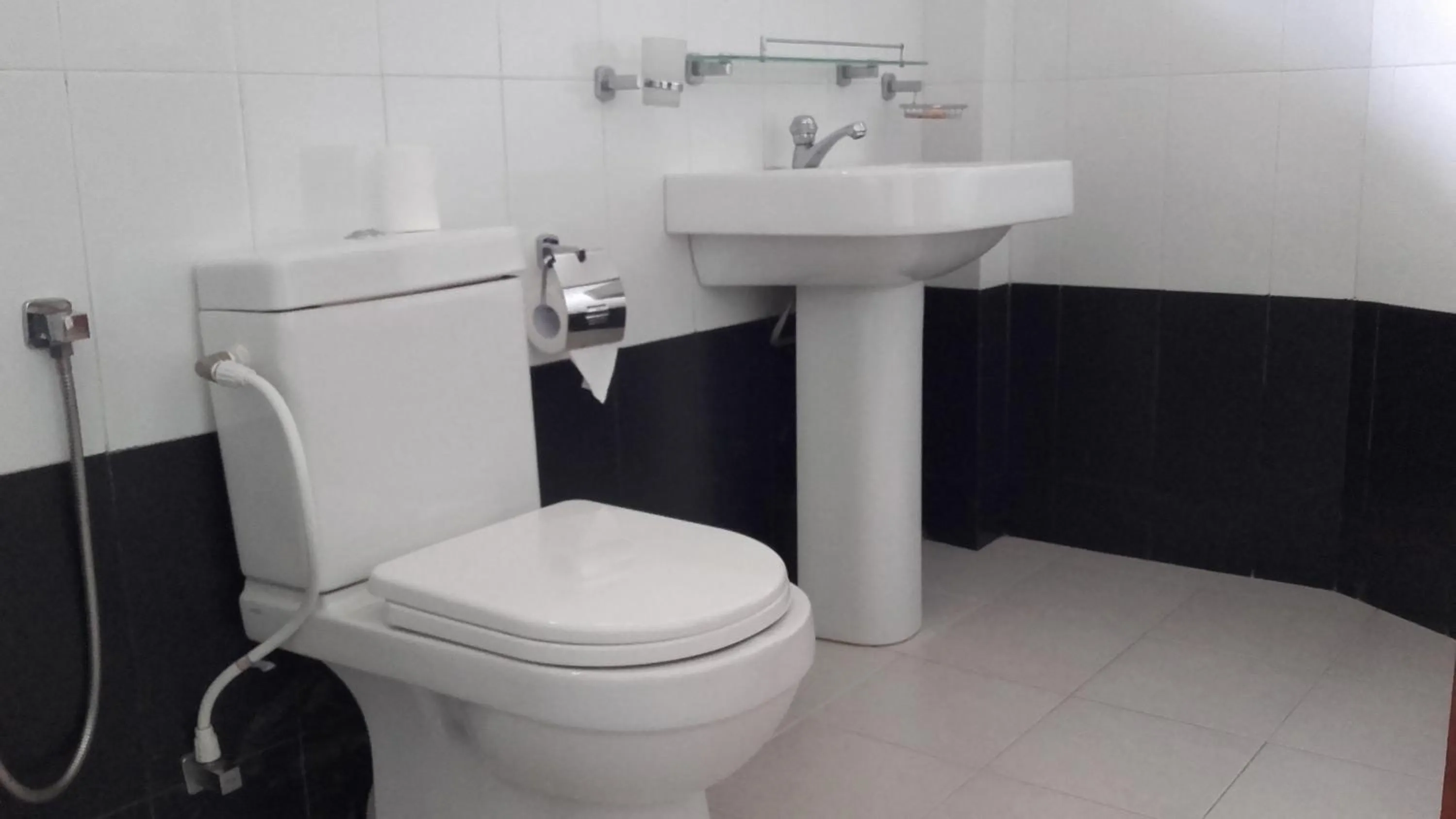 Bathroom in Sihilro Regency