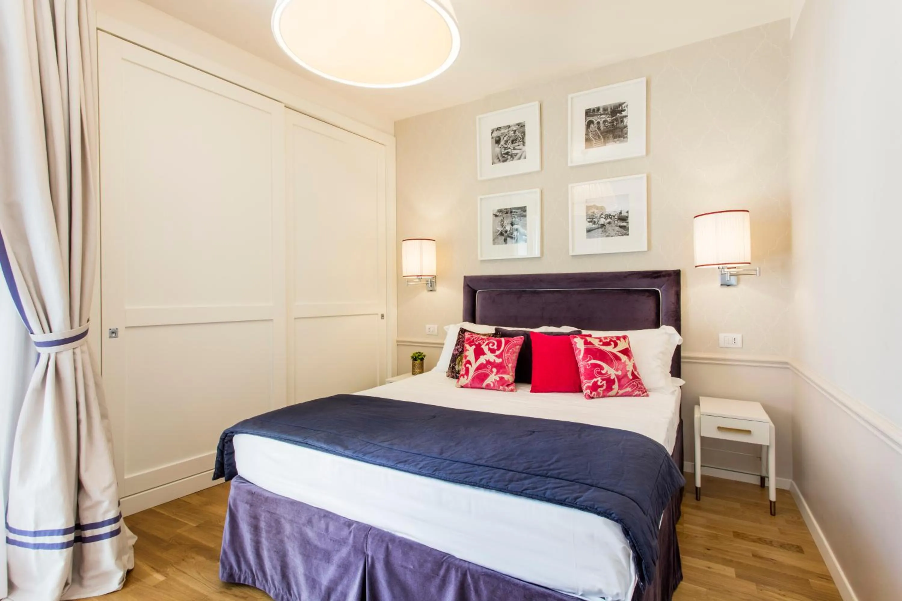 Bedroom, Bed in La Malandrina - Apartments & Suites