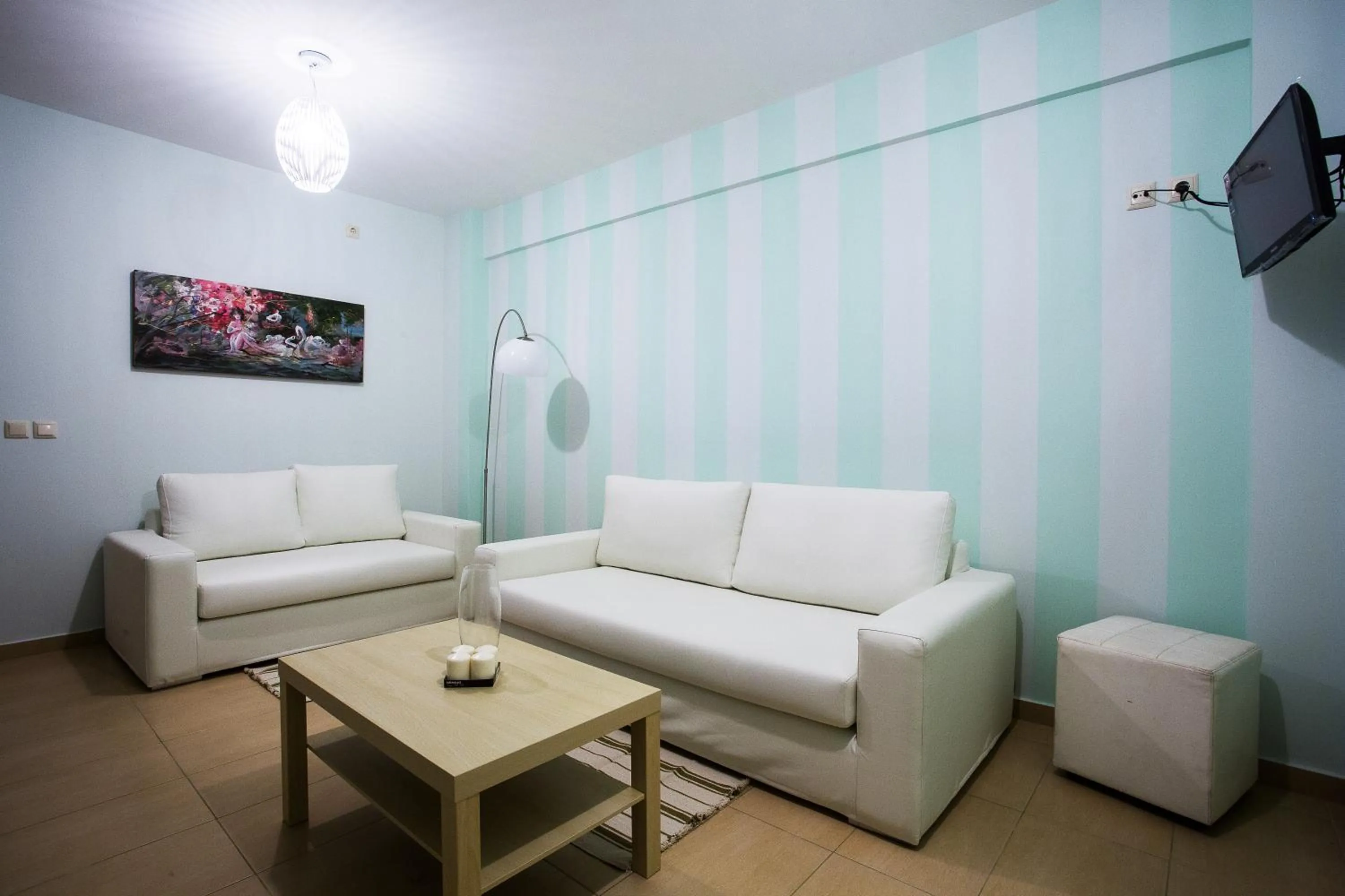 Living room in Baywatch Hotel