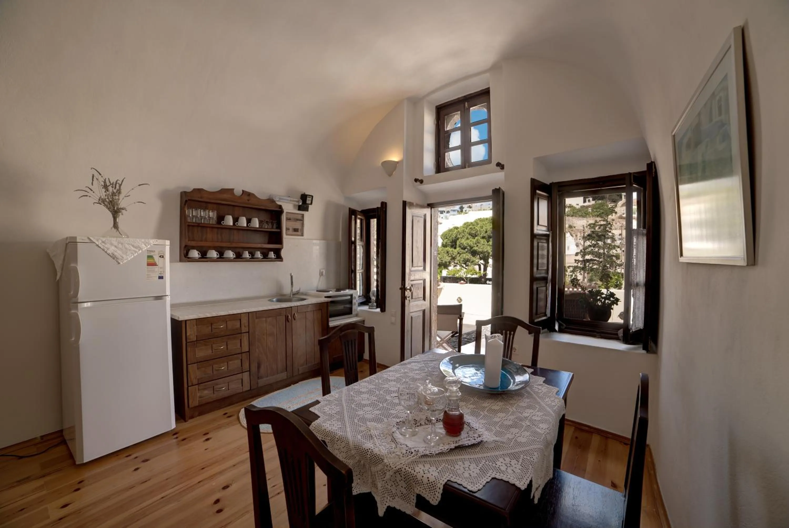 Coffee/tea facilities in Kalitsi Canaves