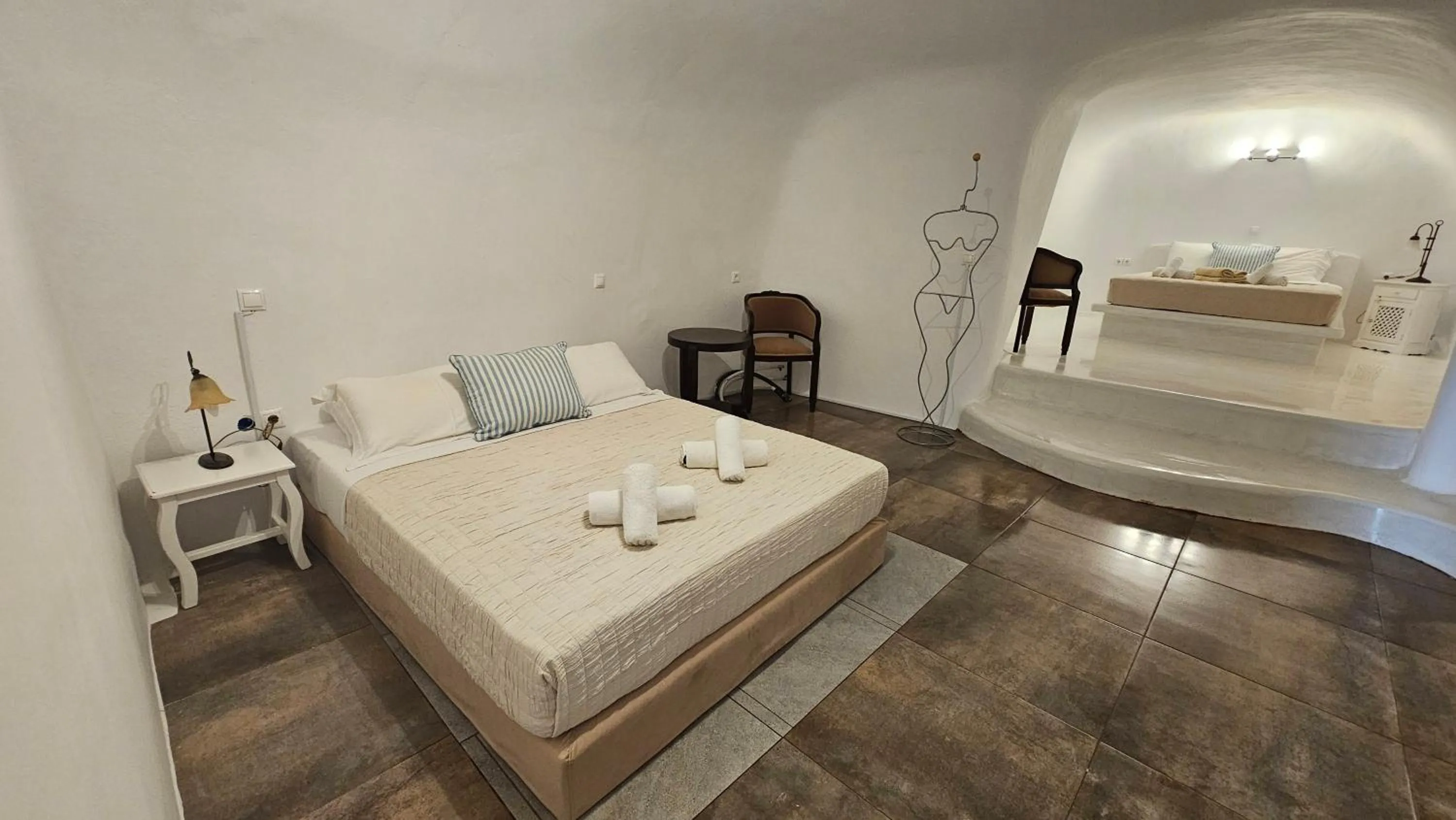 Bed in Kalitsi Canaves