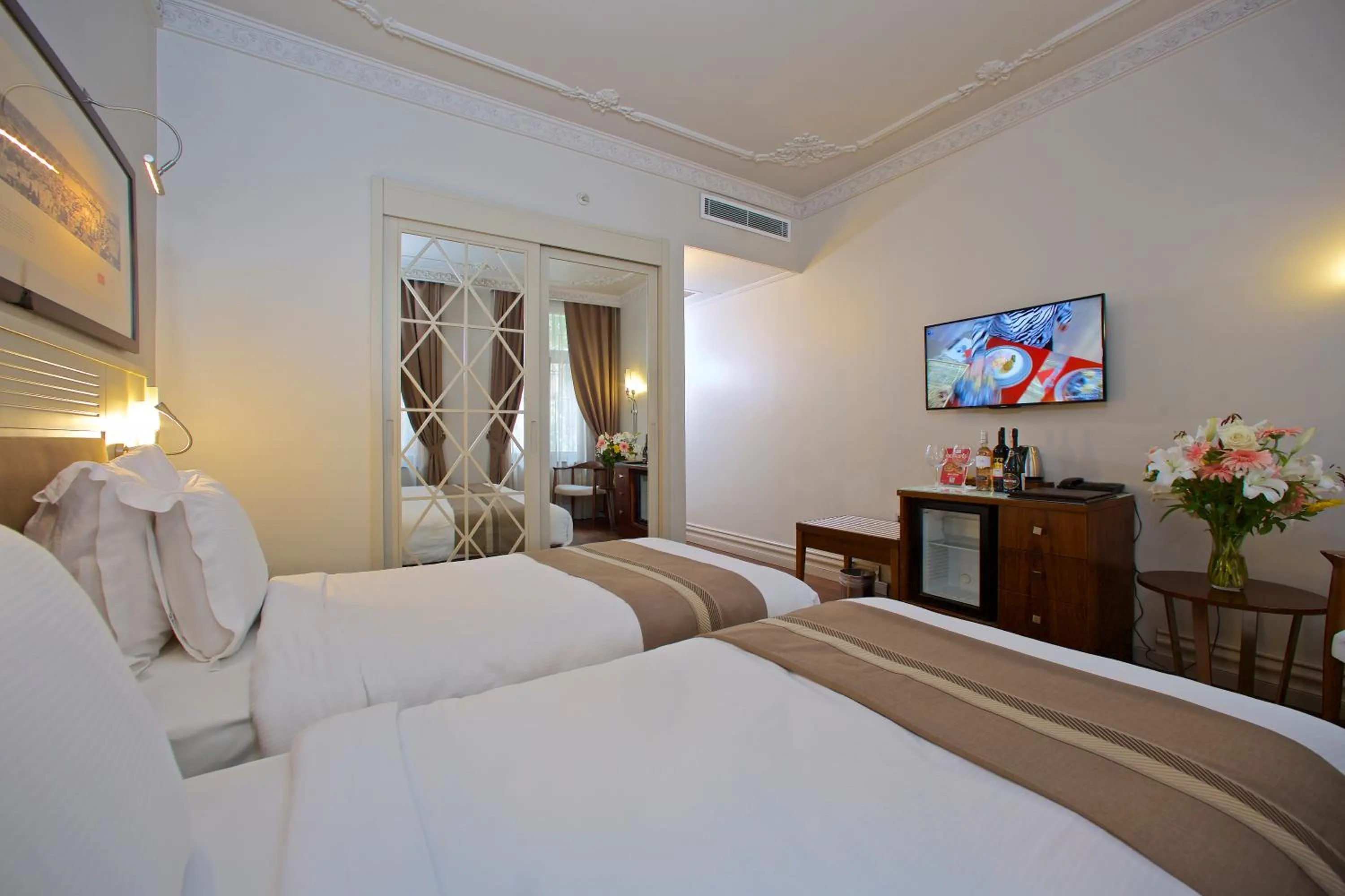 Massage, Bed in Taxim Lounge Hotel Special Category