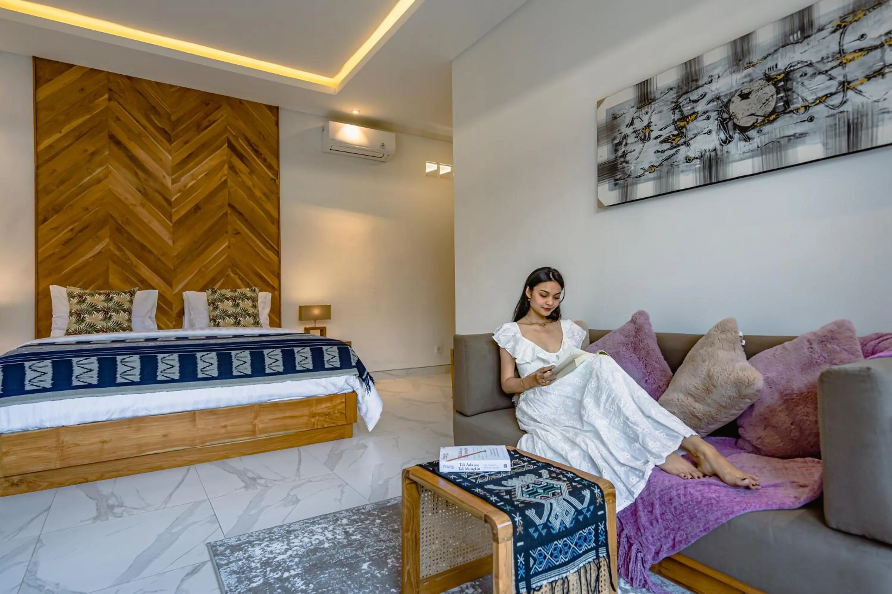 Bed in Sapta D'Villa Residence by Purely