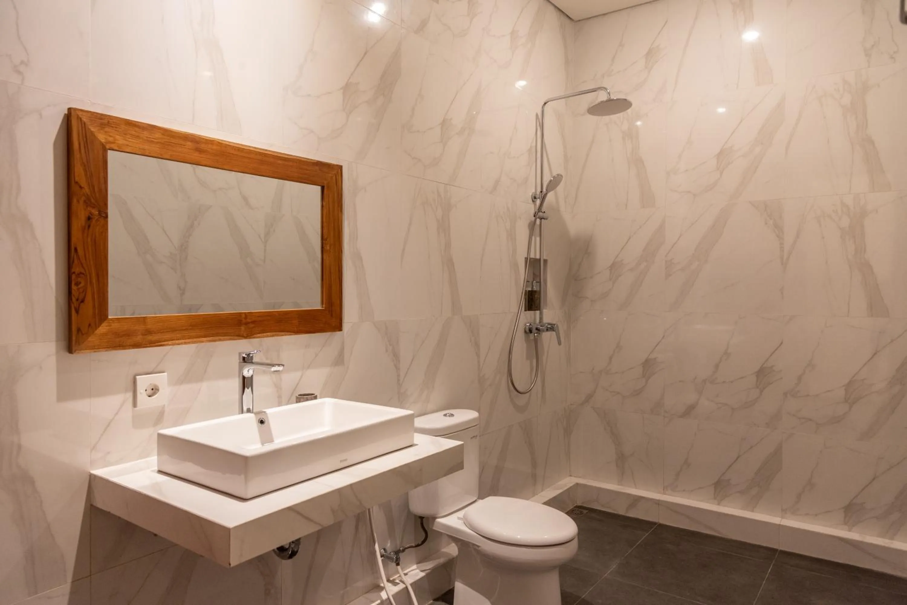 Shower in Sapta D'Villa Residence by Purely