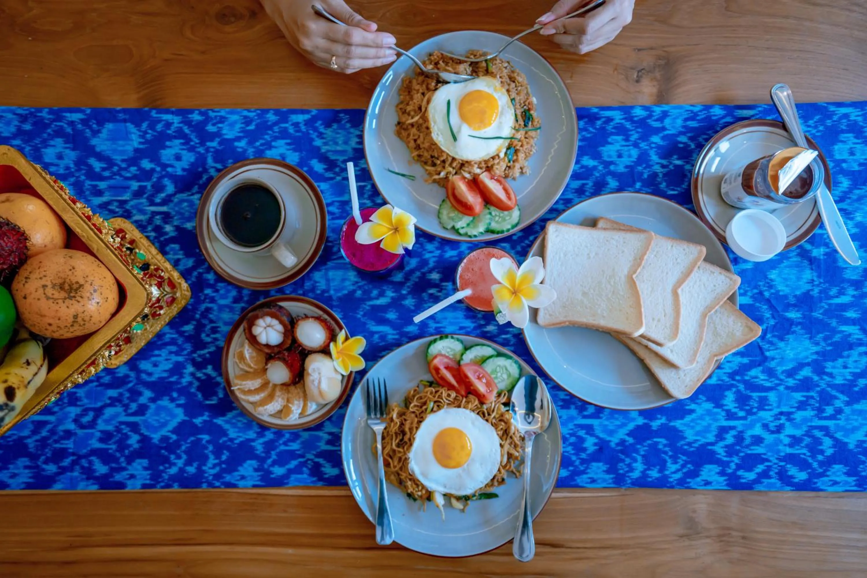 Breakfast in Sapta D'Villa Residence by Purely