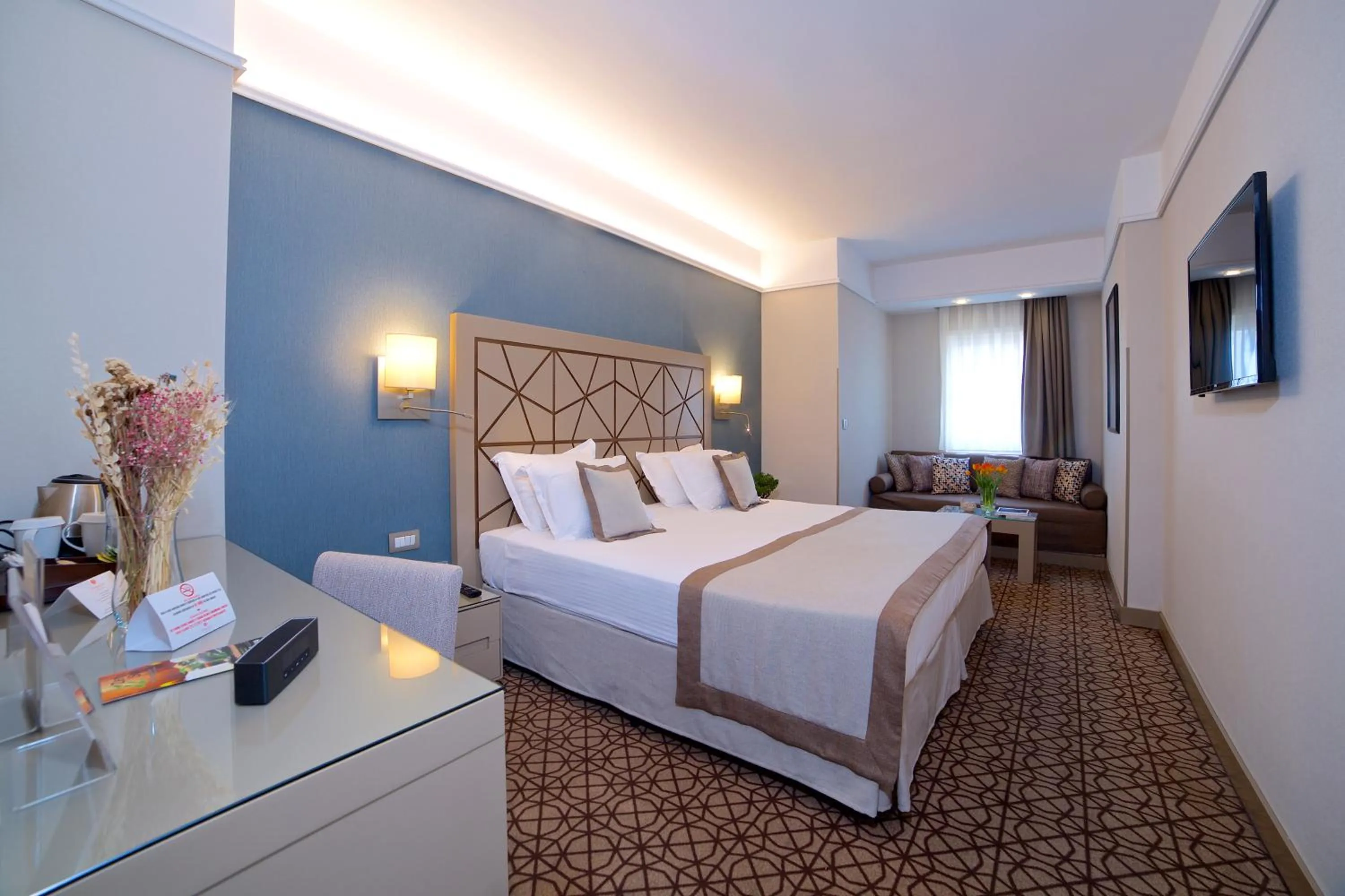 Bed in Ramada By Wyndham İstanbul Taksim