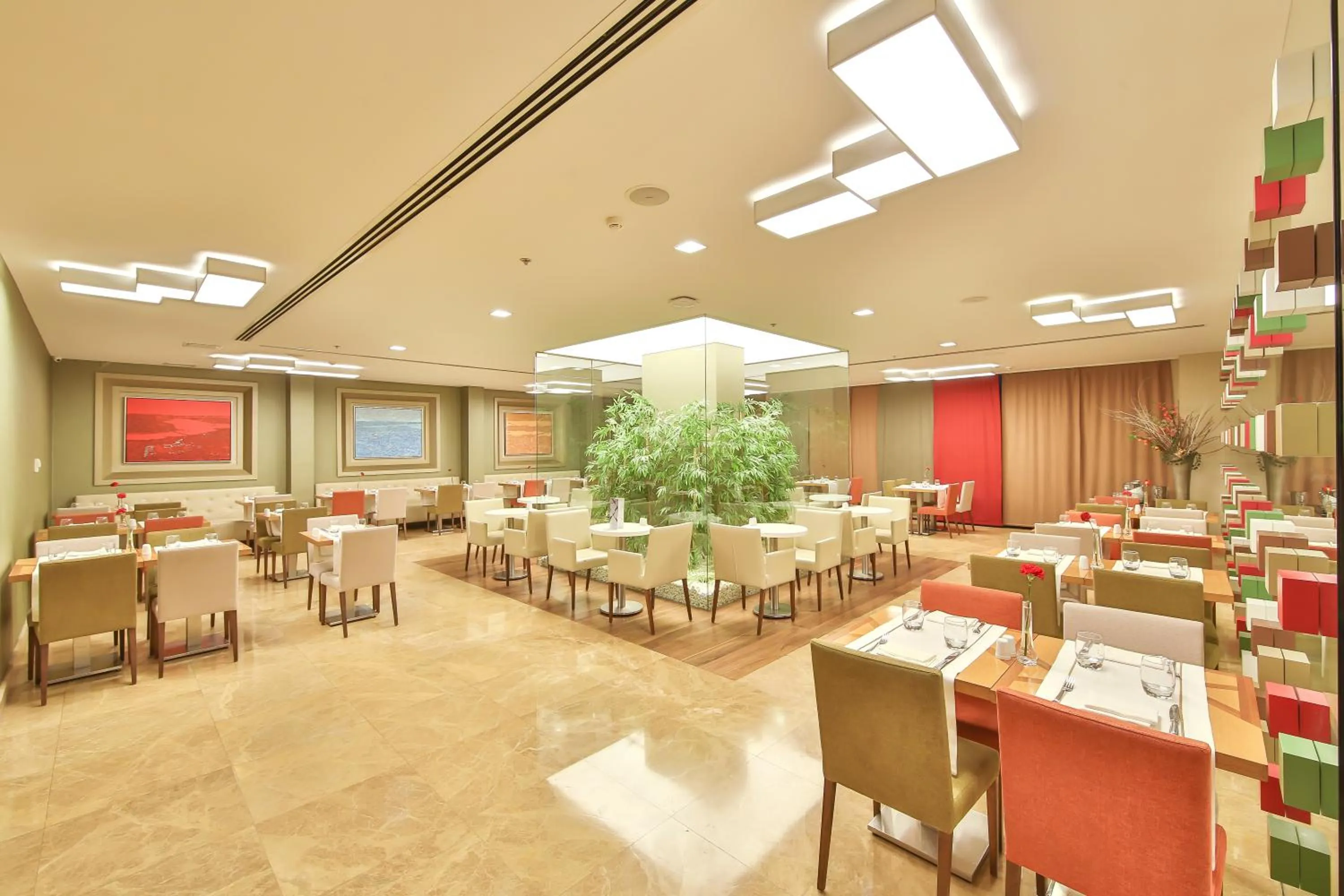 Restaurant/places to eat in Ramada By Wyndham İstanbul Taksim