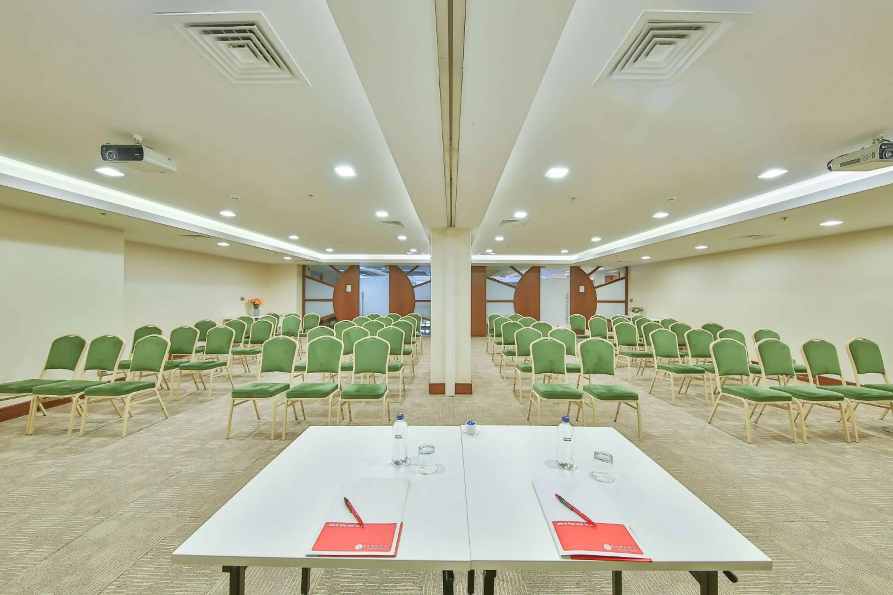 Meeting/conference room in Ramada By Wyndham İstanbul Taksim
