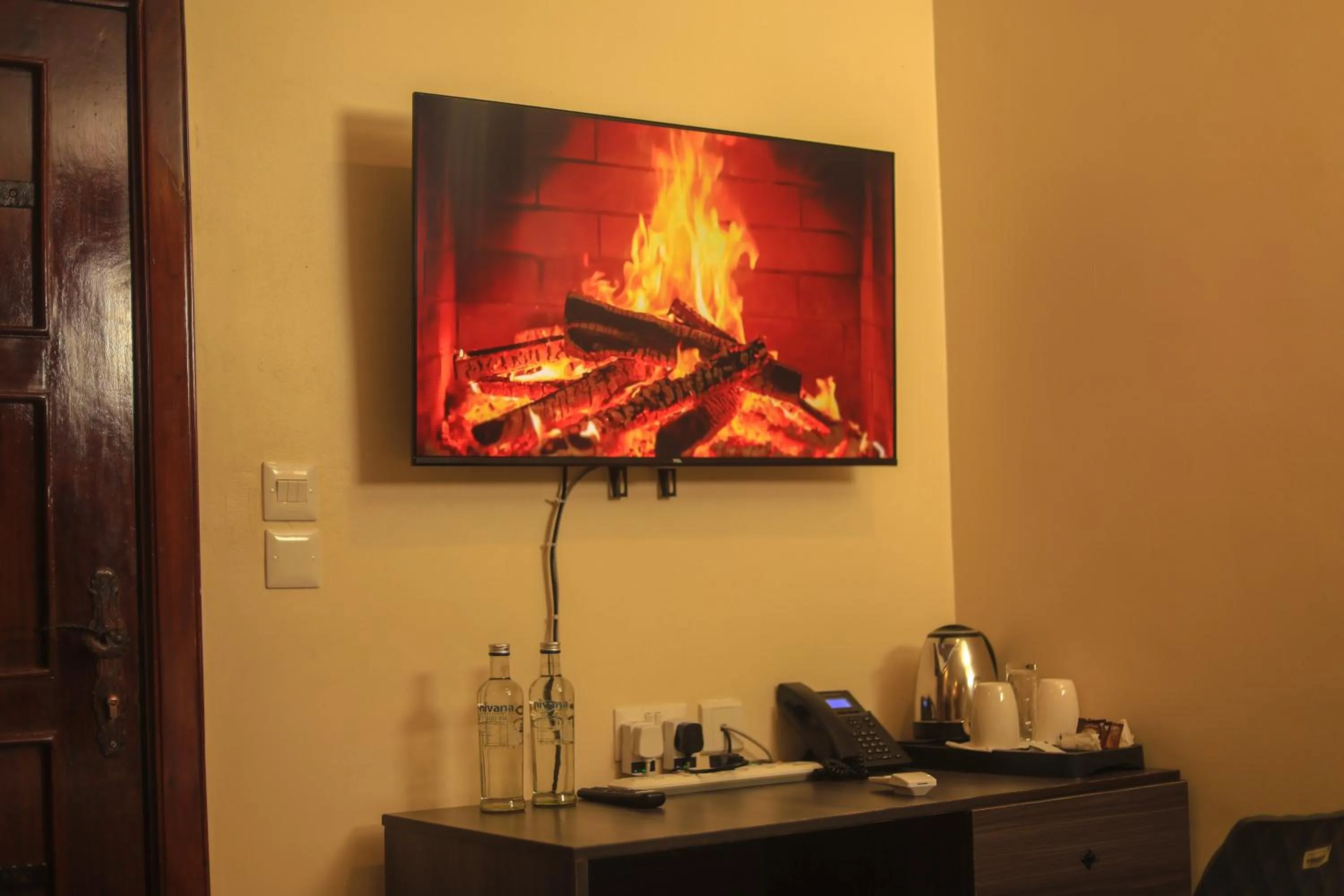 TV and multimedia in De Rain Eco Beach Resort