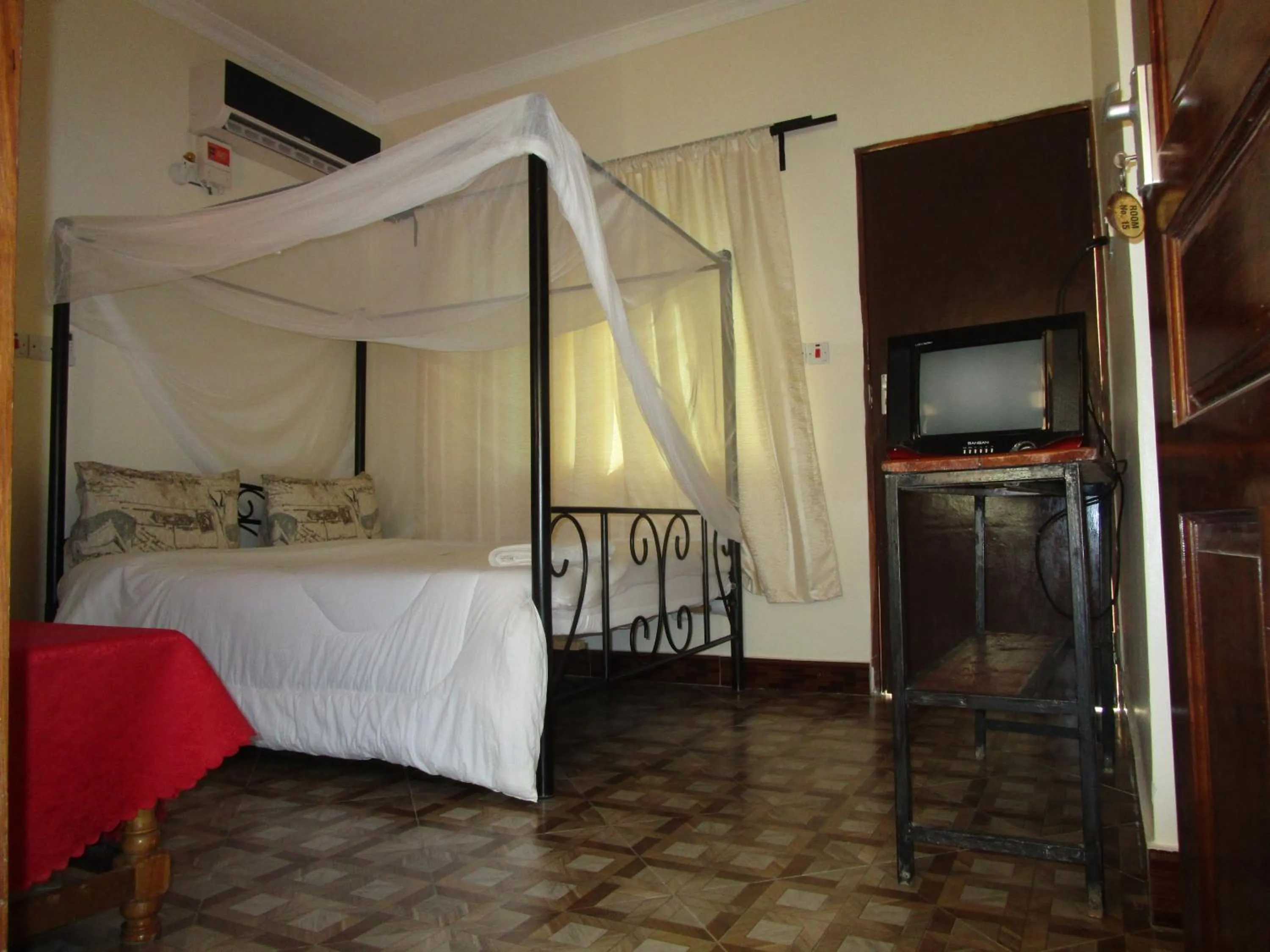 Photo of the whole room in Fanaka Safaris Campsite & Lodges