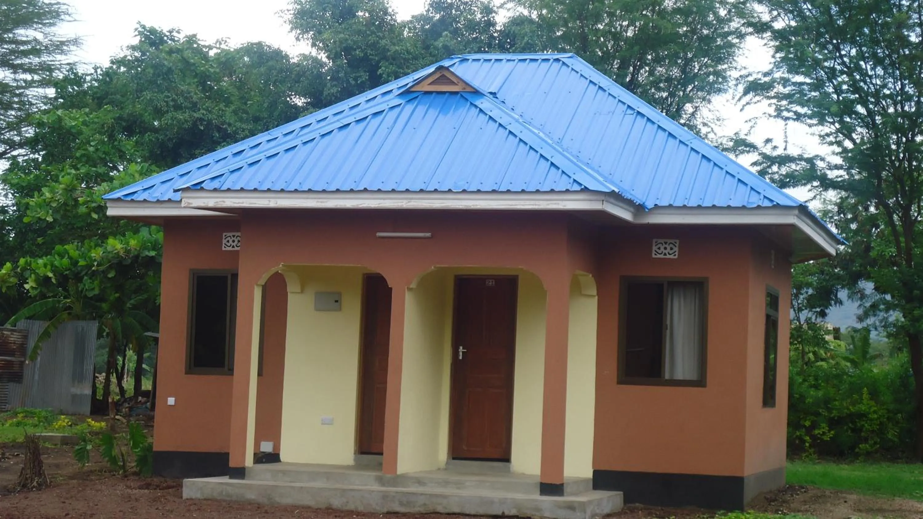 Property building in Fanaka Safaris Campsite & Lodges