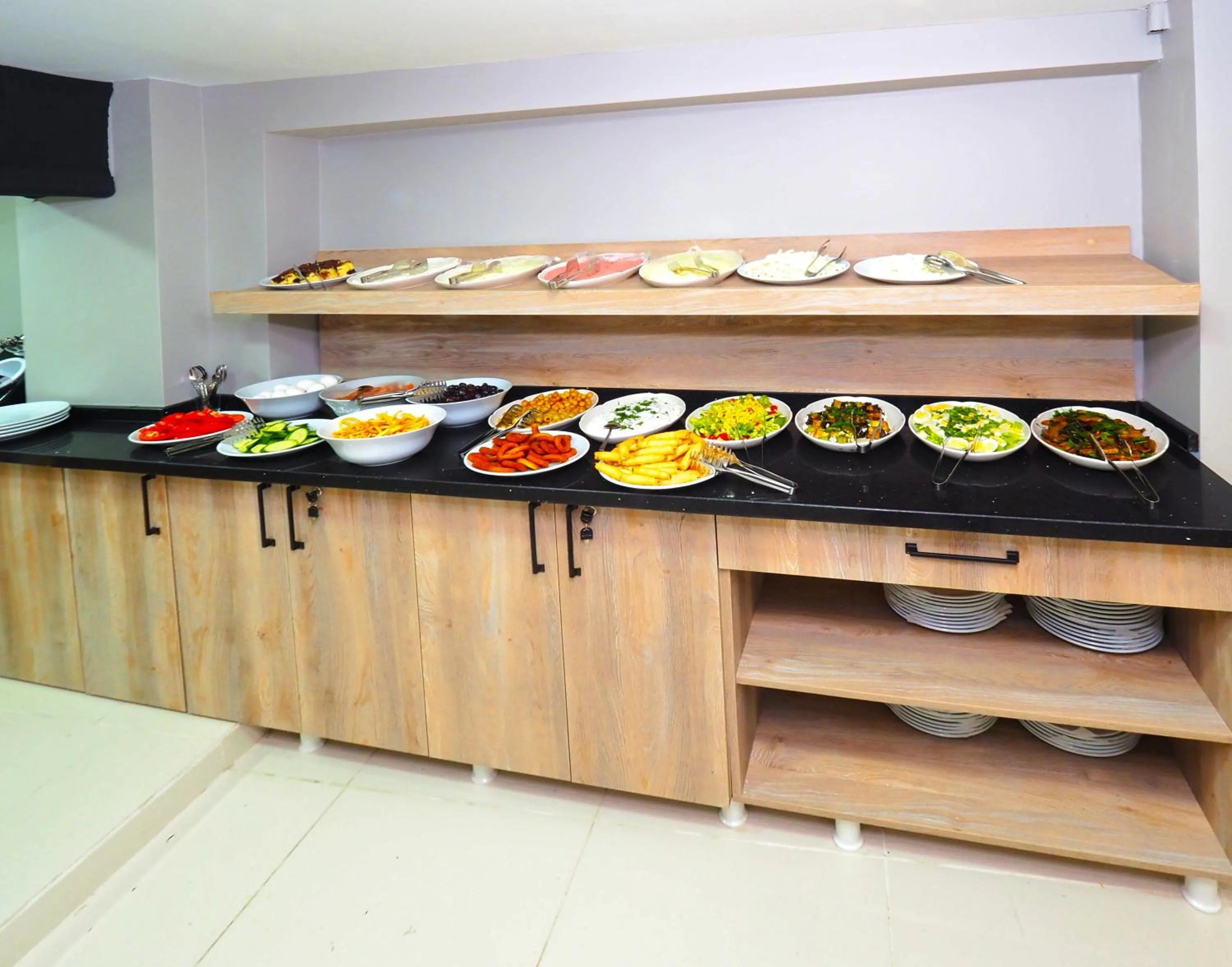 Food in Diamond Hotel Old Town