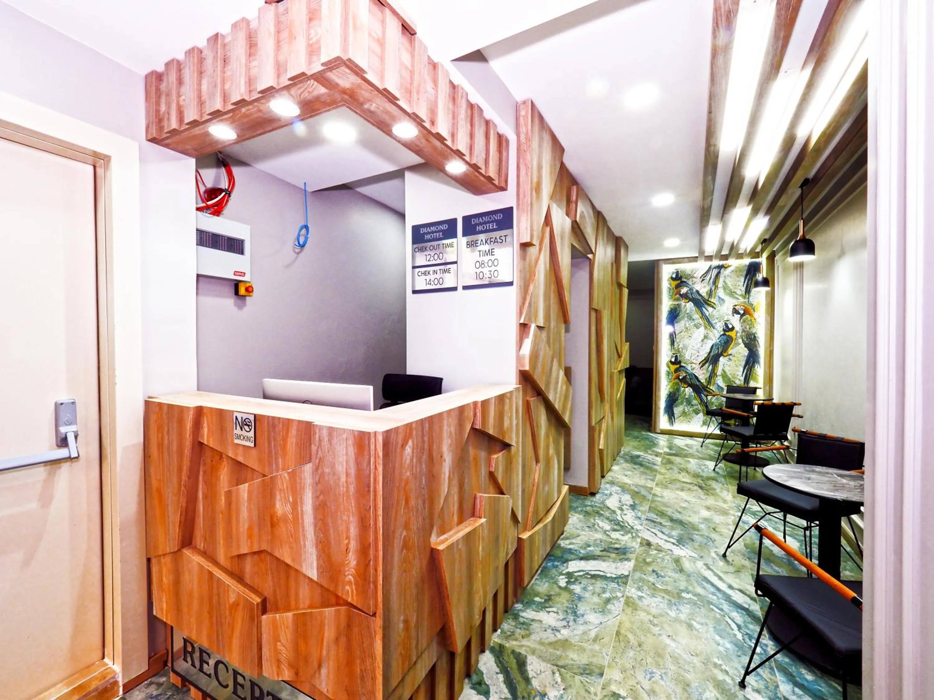 Lobby or reception in Diamond Hotel Old Town