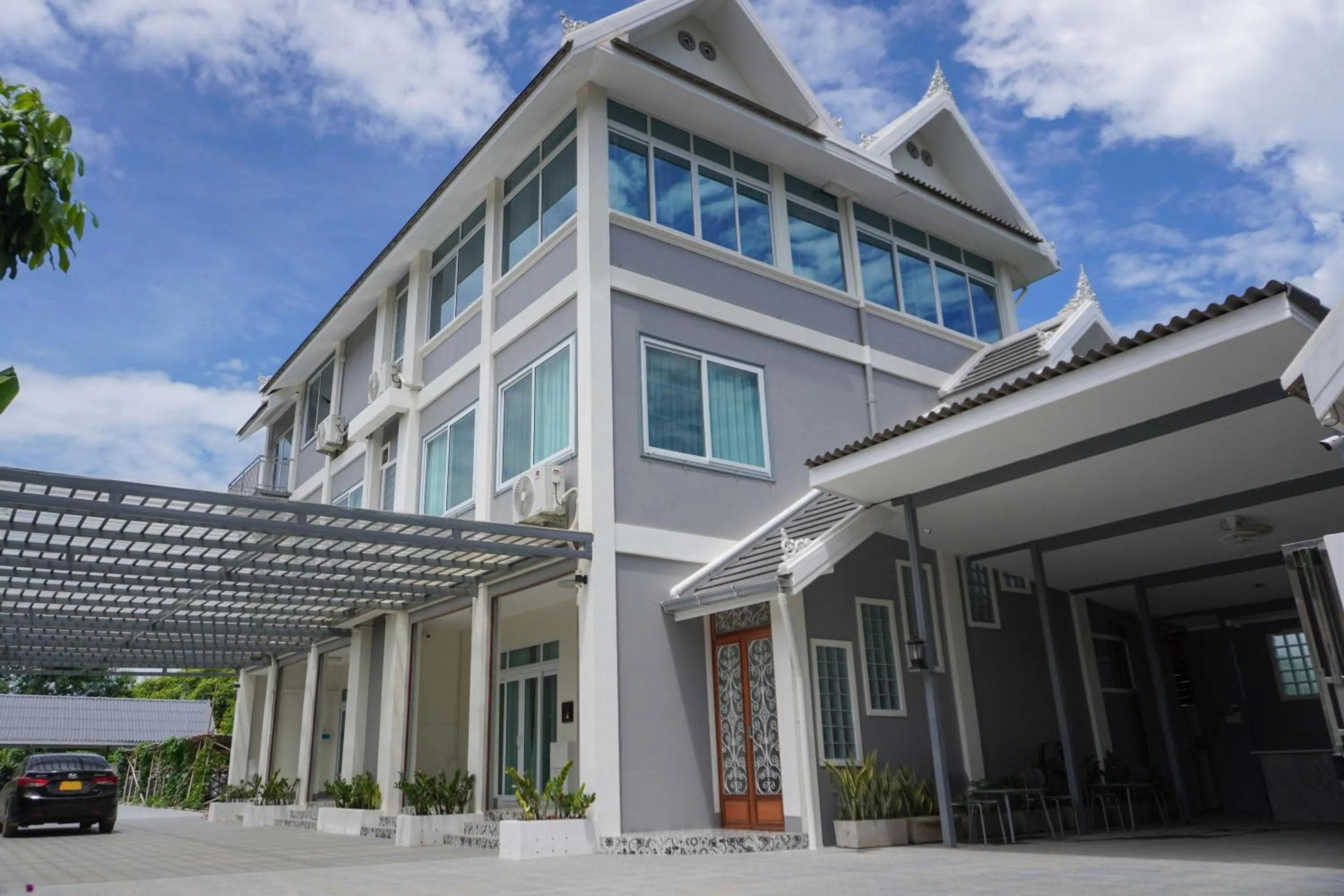 Property building in Garden House Rice Field and Mountain View