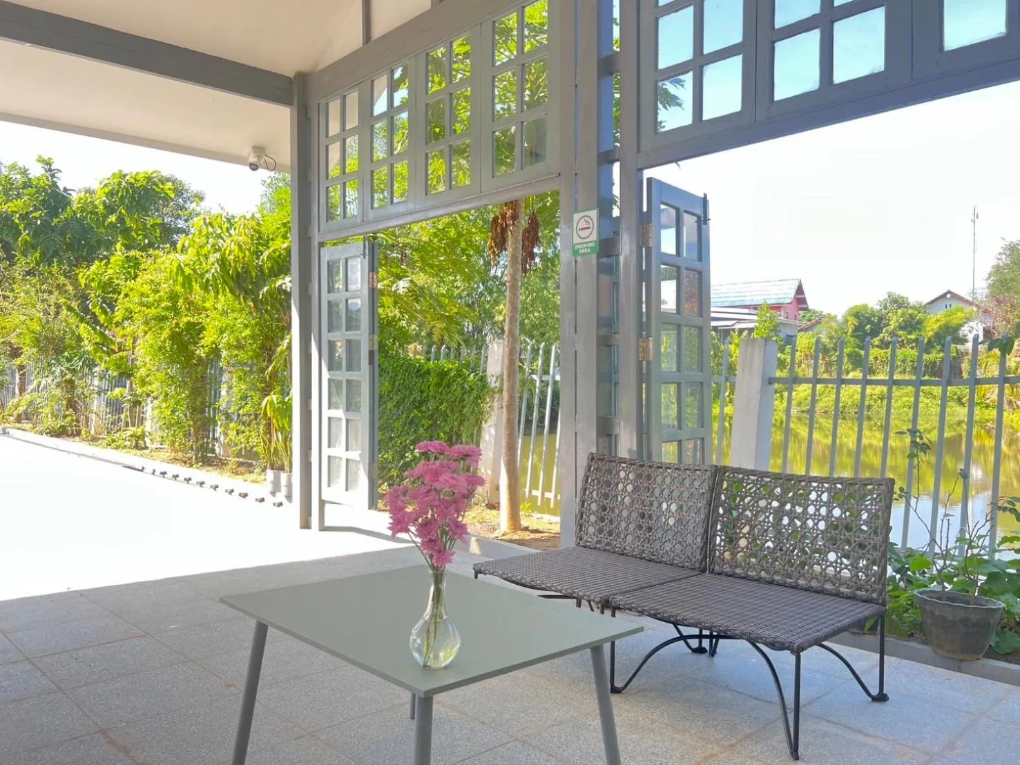 Inner courtyard view in Garden House Rice Field and Mountain View