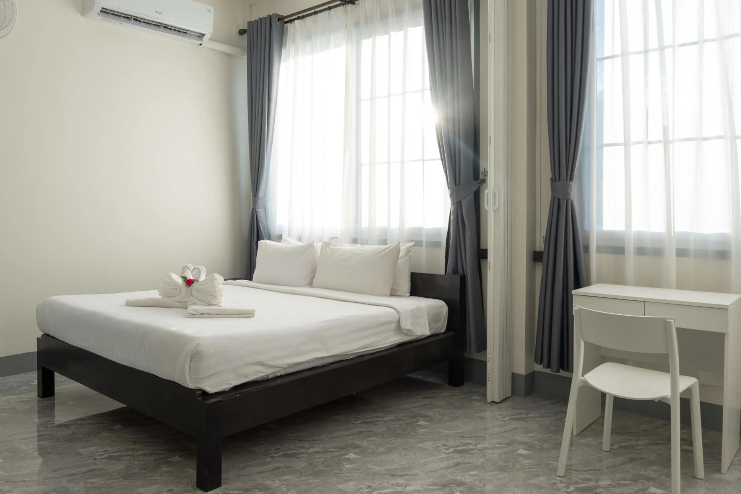 Photo of the whole room, Bed in Garden House Rice Field and Mountain View