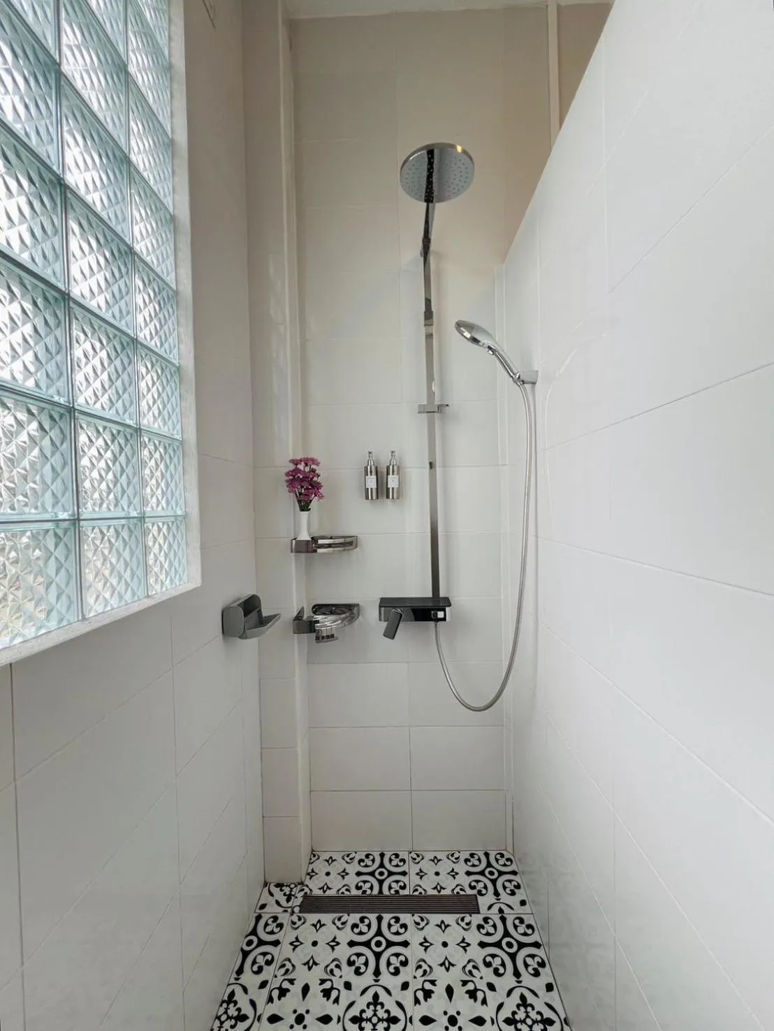 Property building in Garden House Rice Field and Mountain View