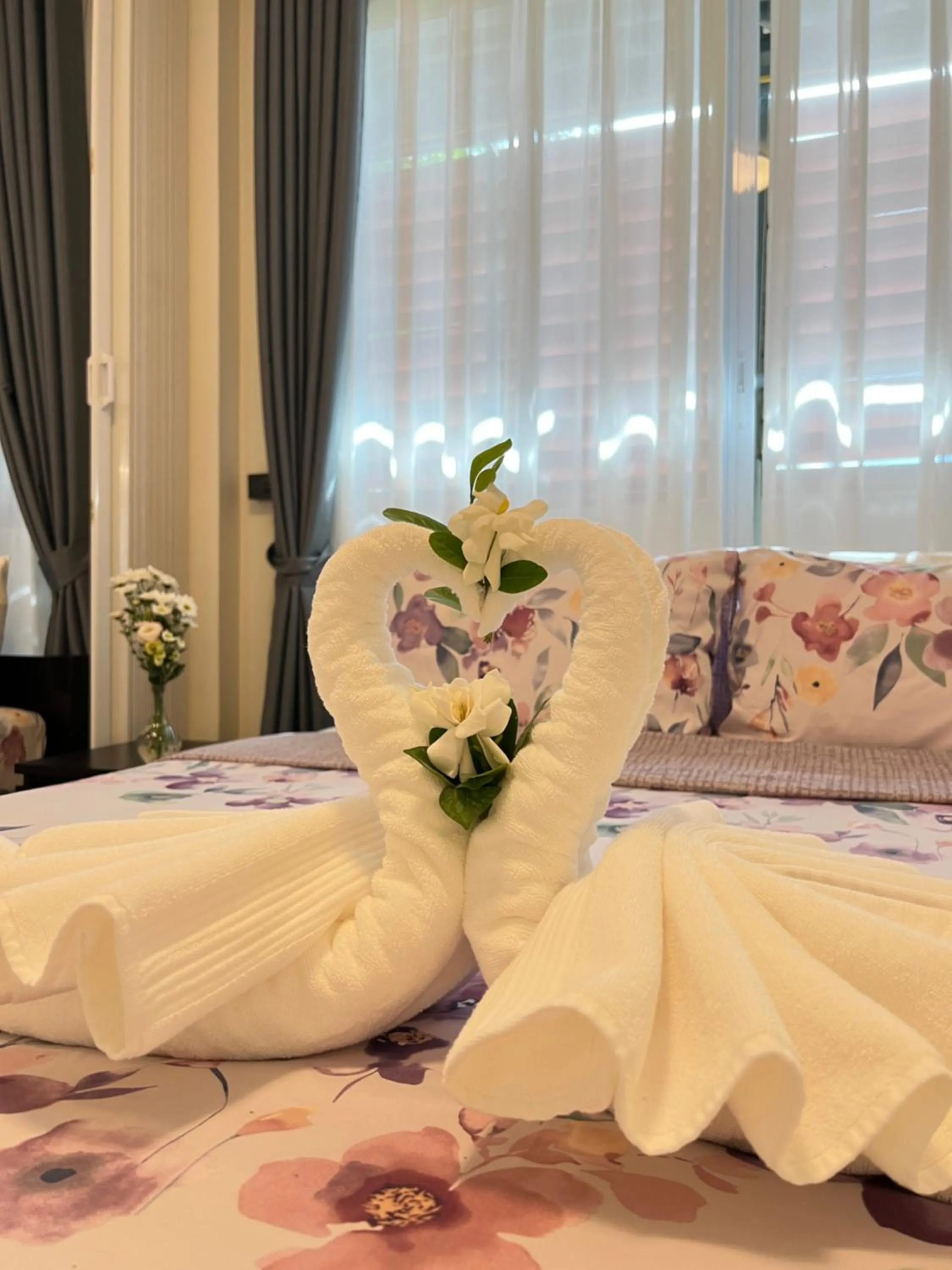 Bed in Garden House Rice Field and Mountain View
