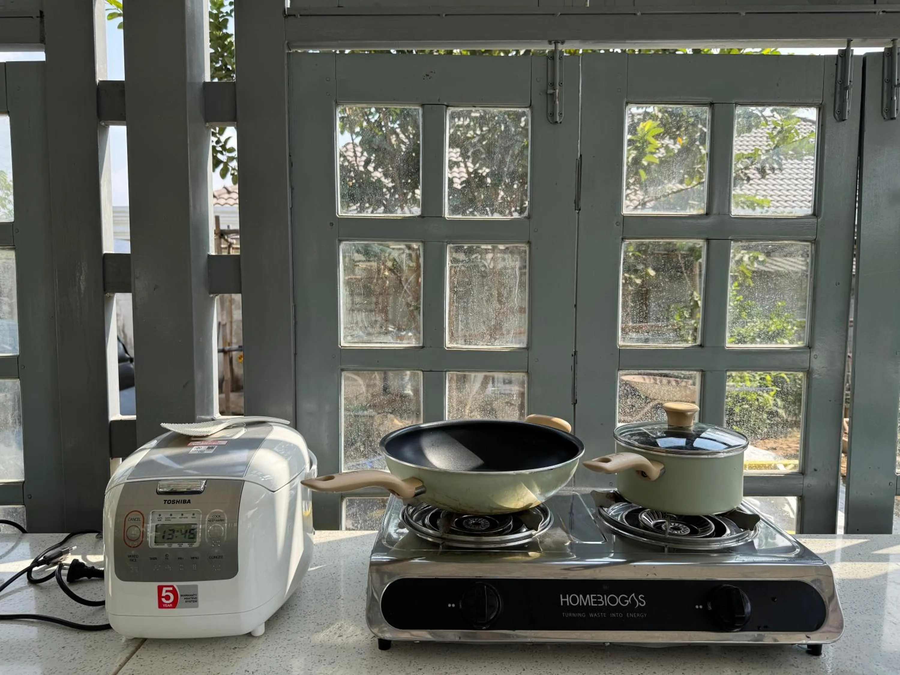 Communal kitchen in Garden House Rice Field and Mountain View