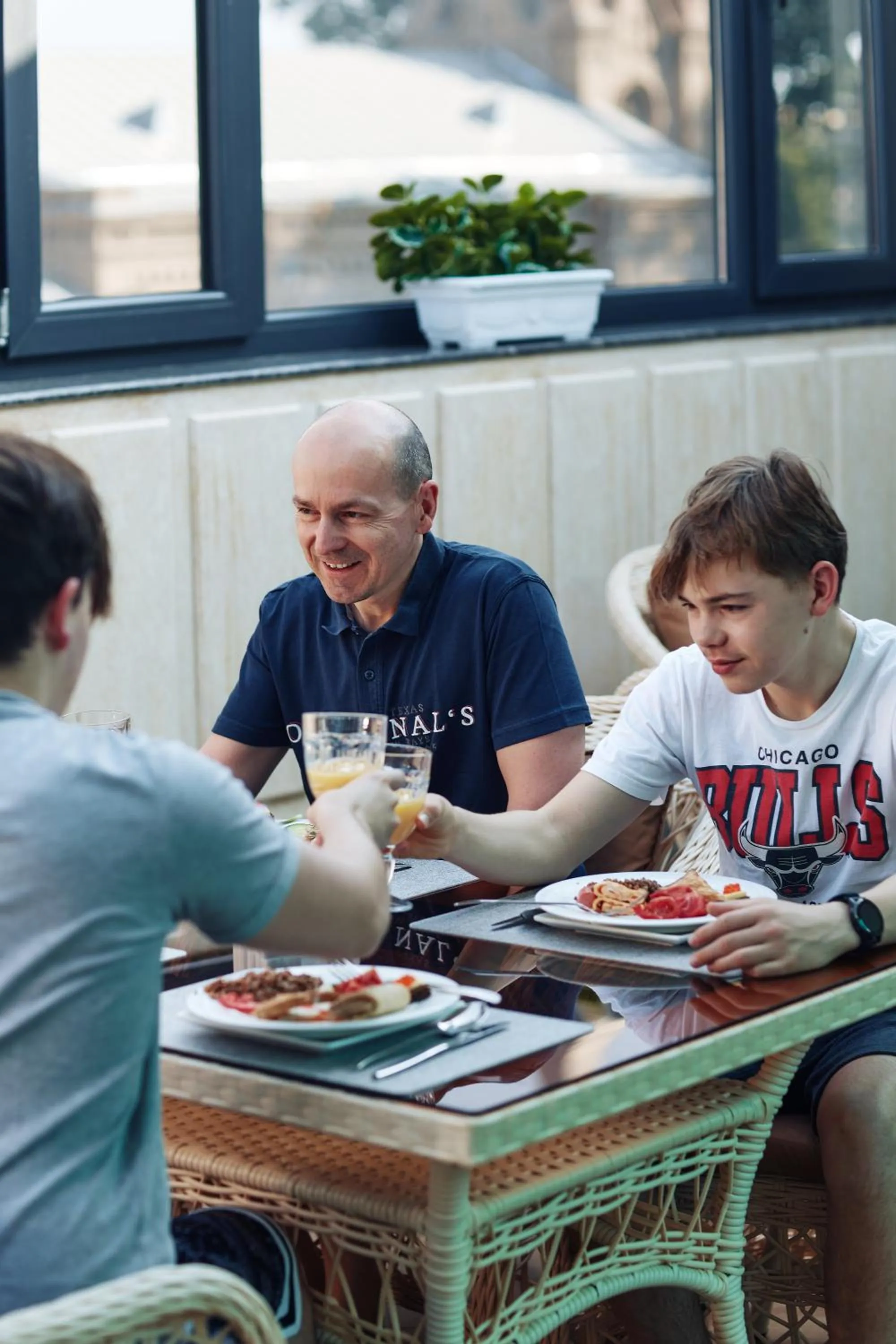 Restaurant/places to eat in RIO Hotel