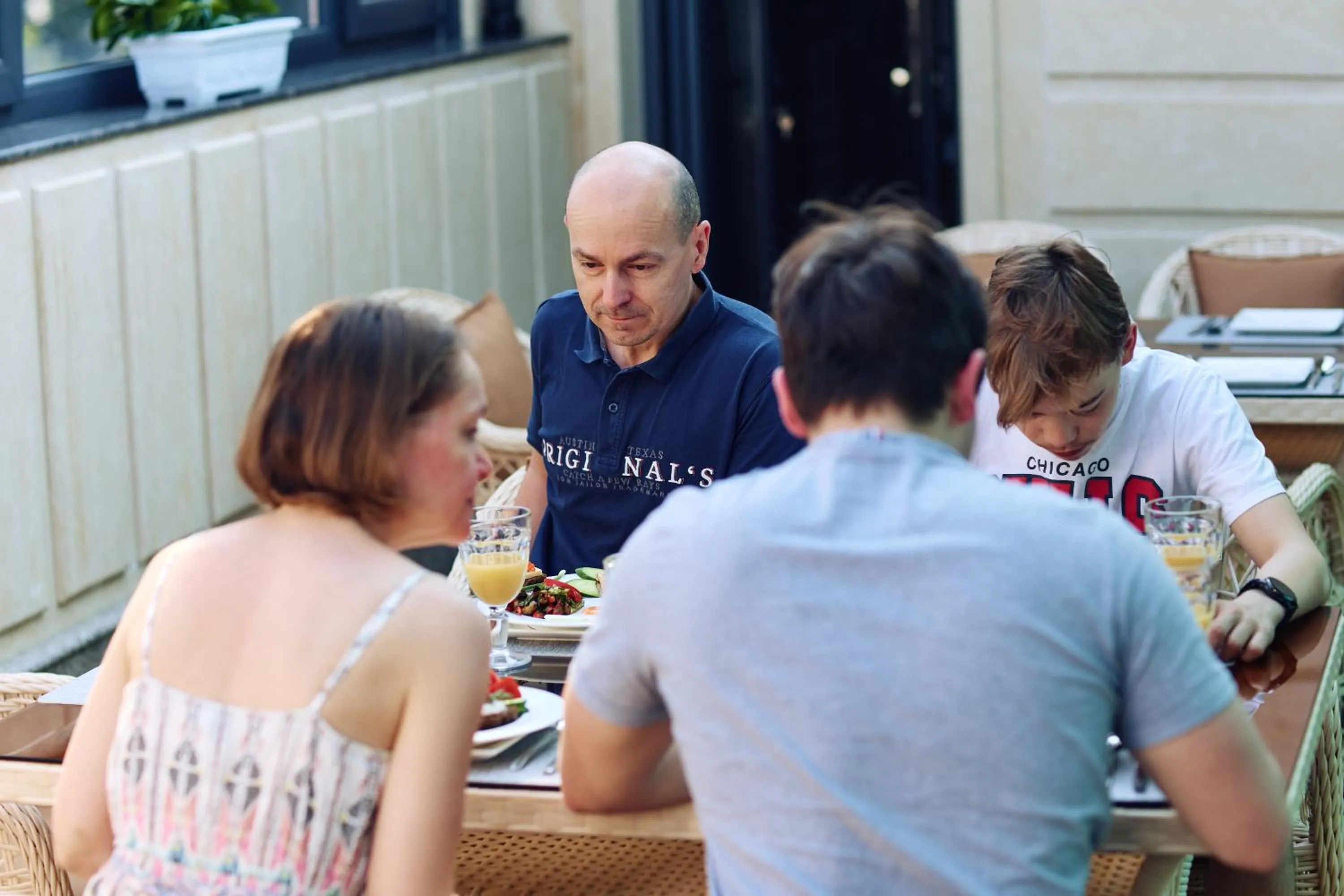 Restaurant/places to eat in RIO Hotel