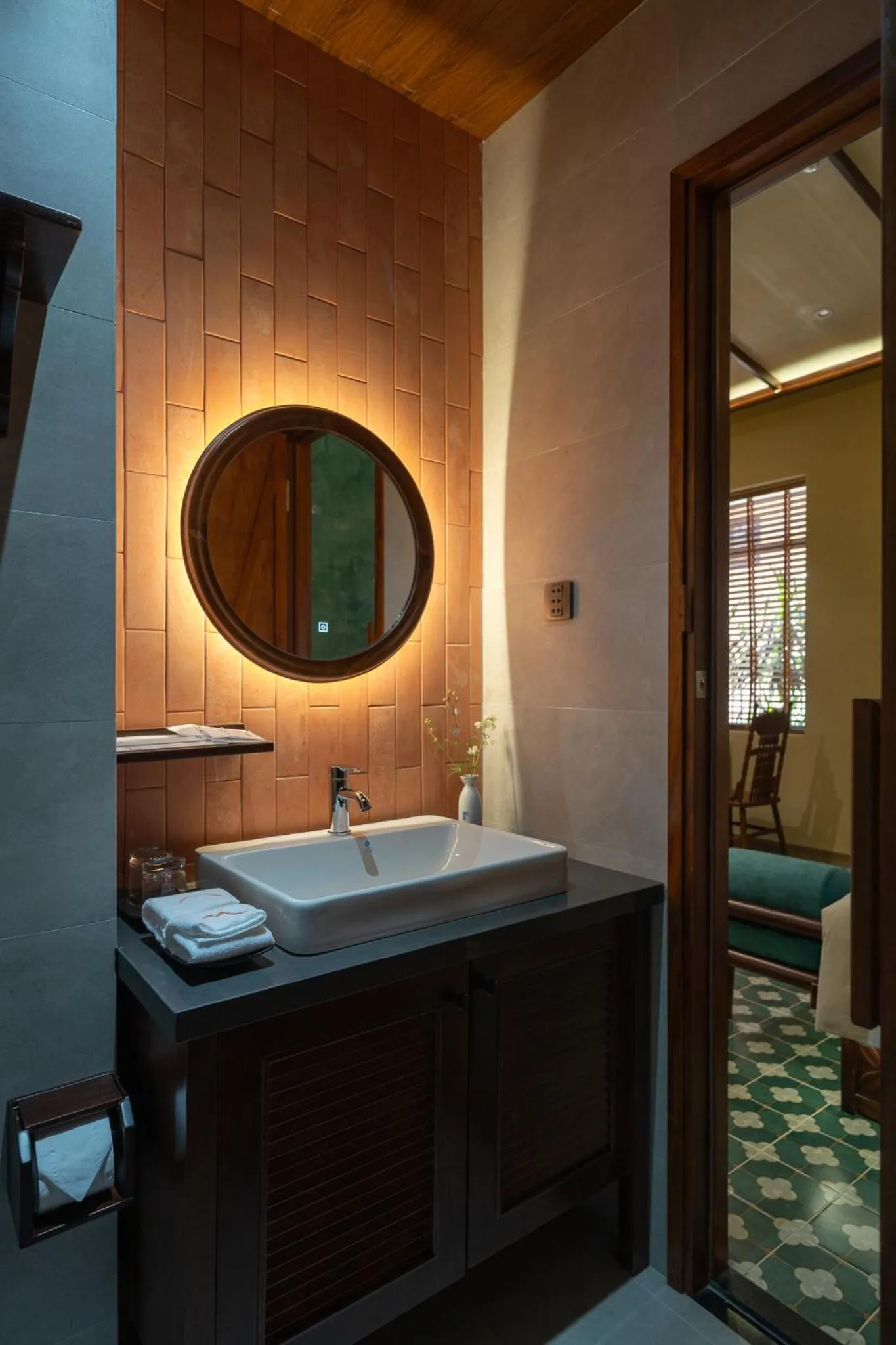 Shower in The Mist Boutique DaLat Hotel