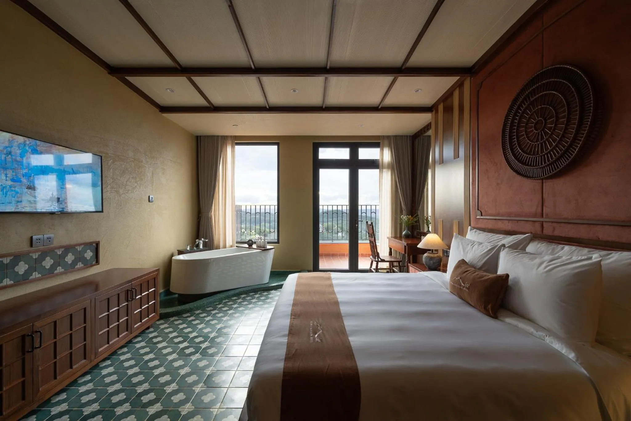 Photo of the whole room, Bed in The Mist Boutique DaLat Hotel