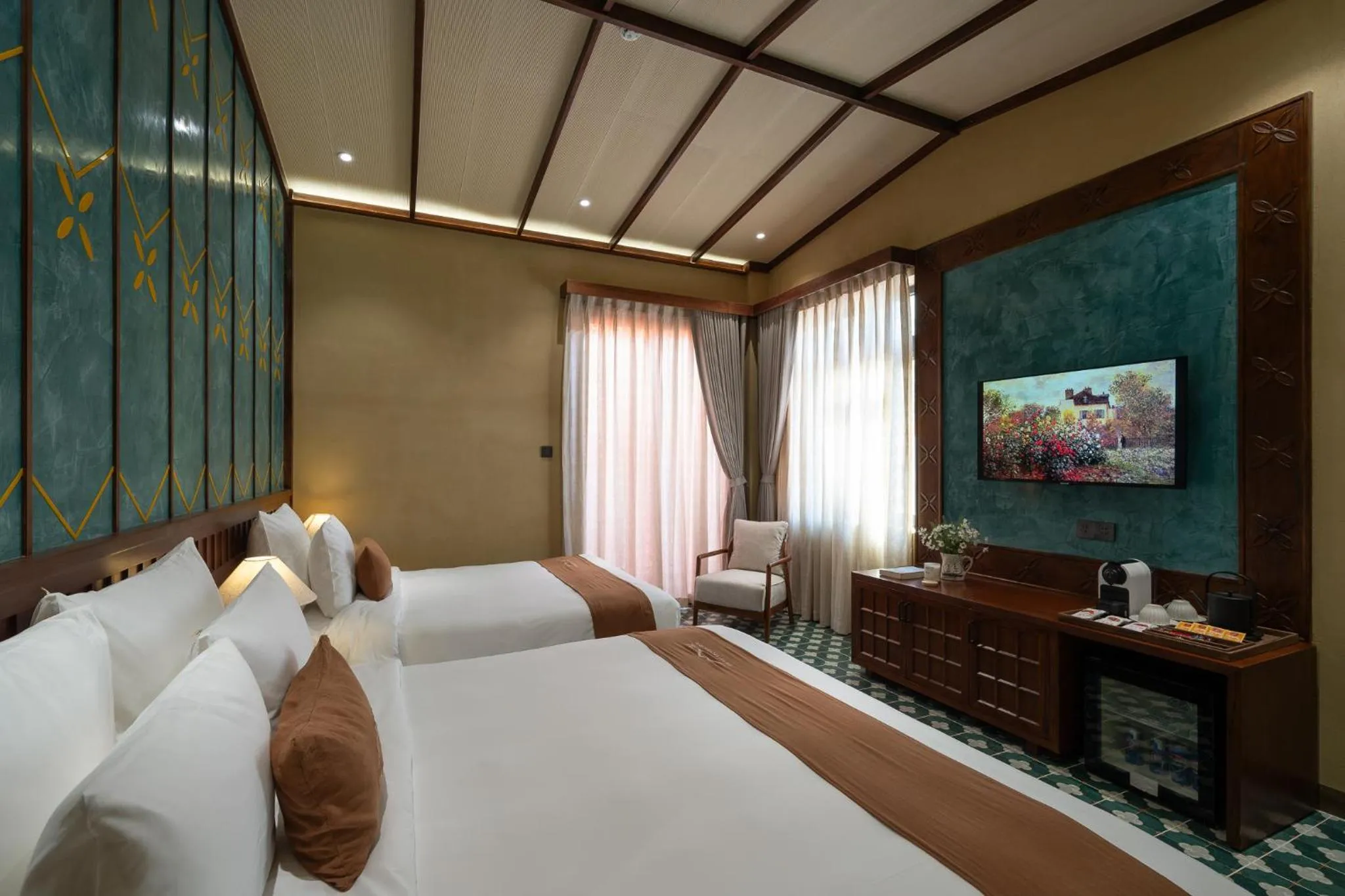 Photo of the whole room, Bed in The Mist Boutique DaLat Hotel