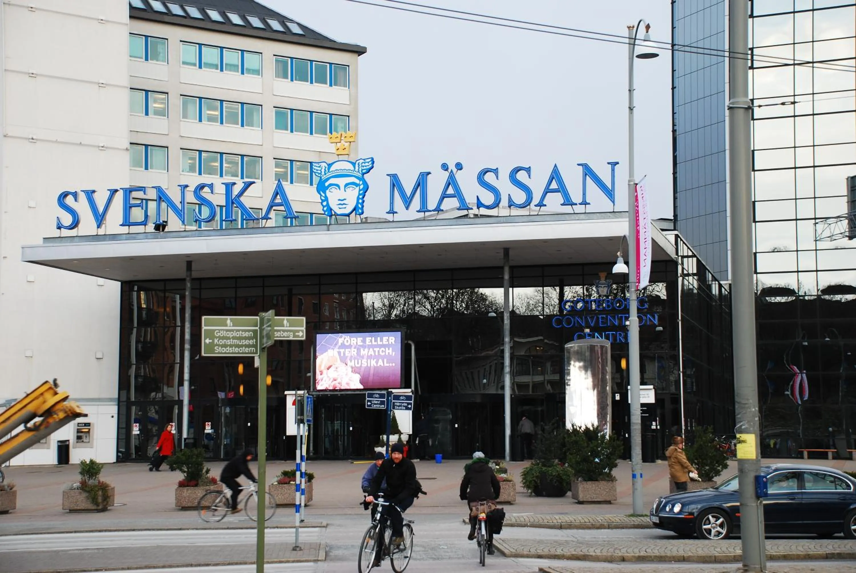 Area and facilities in Spoton Hostel & Sportsbar