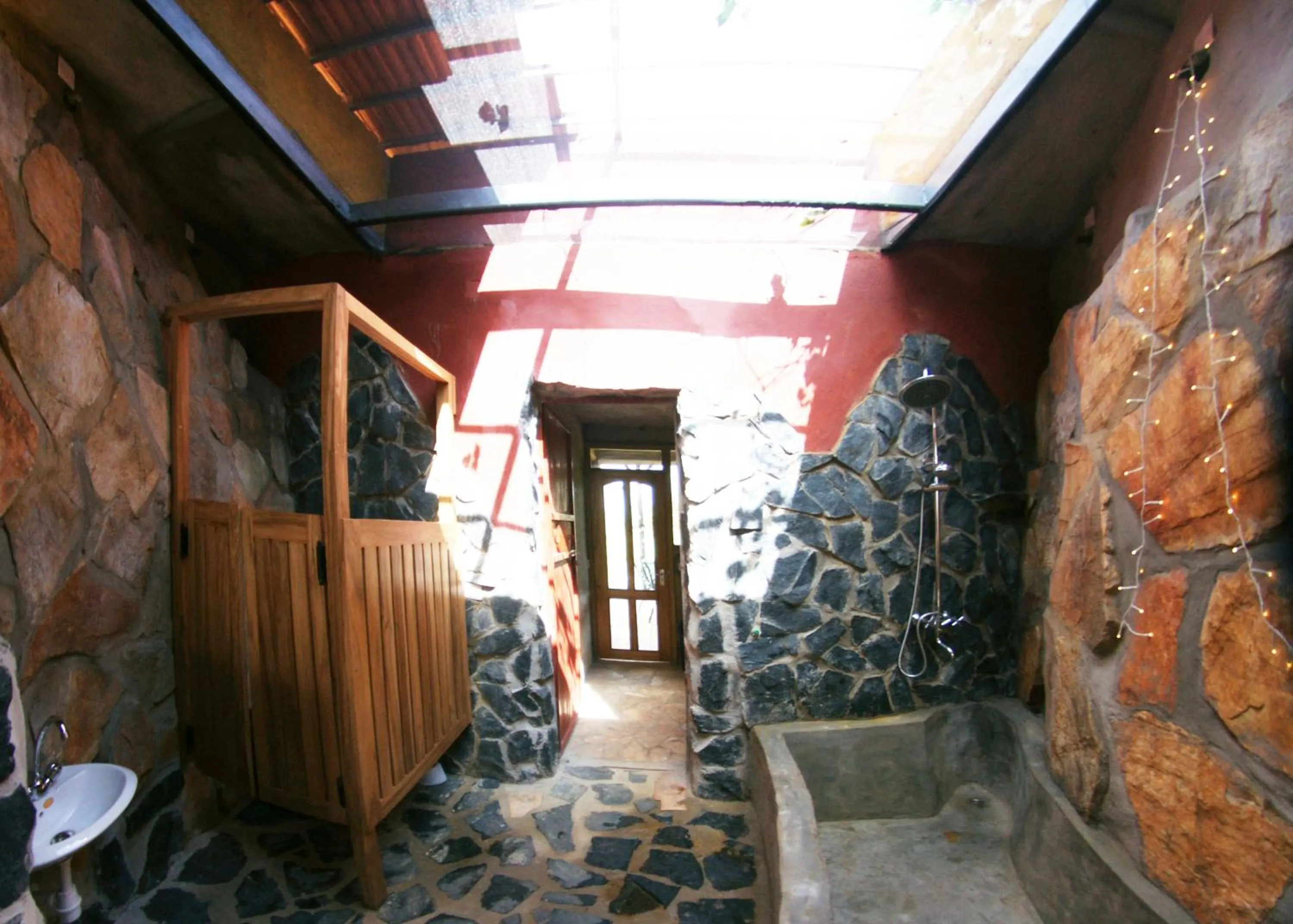 Bathroom in Yellow Haven Lodge