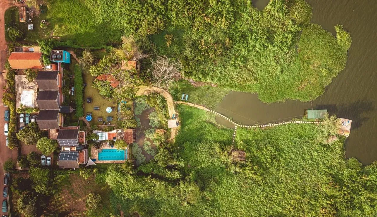 Yellow Haven Lodge