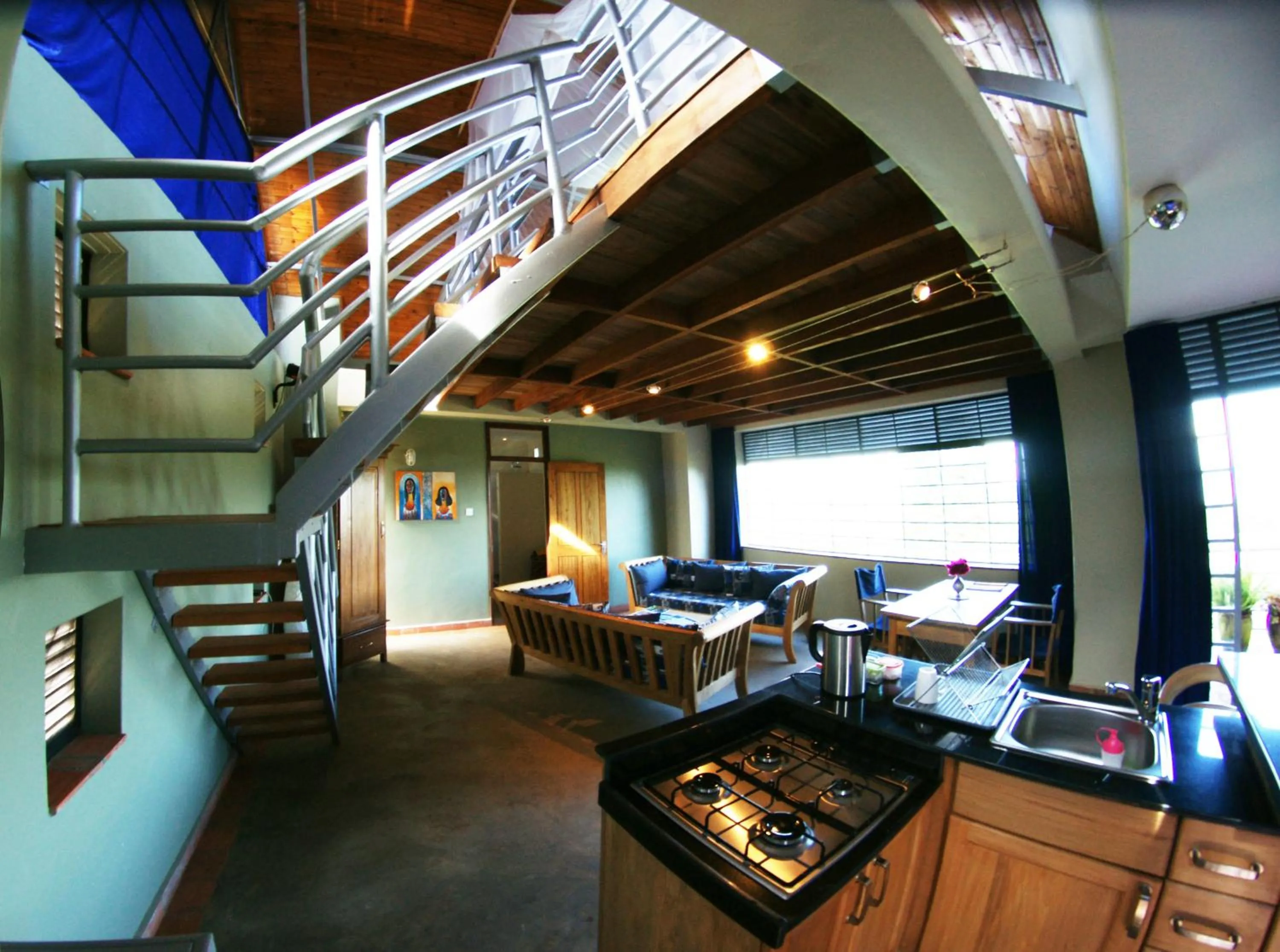 Kitchen or kitchenette in Yellow Haven Lodge