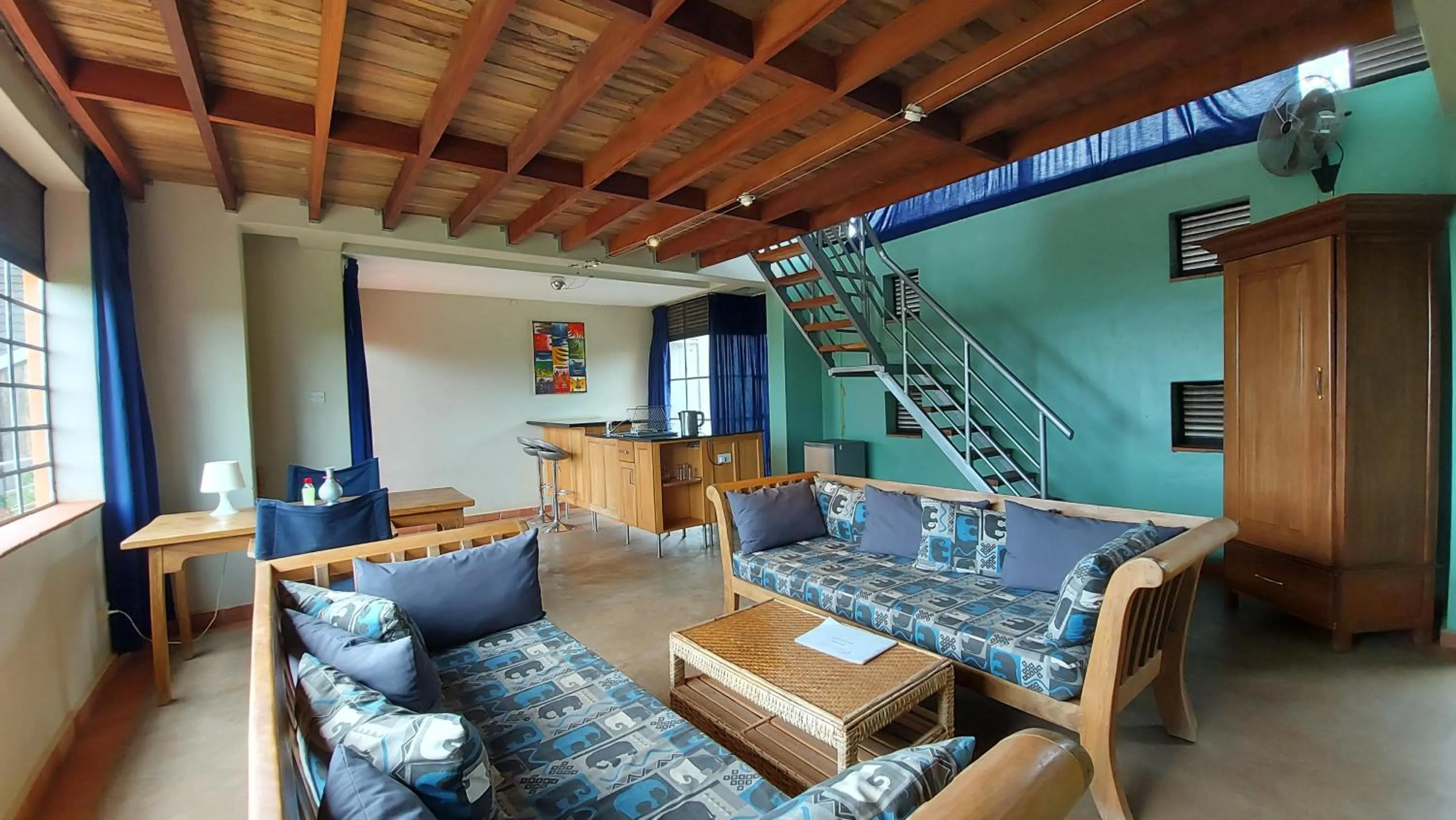 Living room in Yellow Haven Lodge